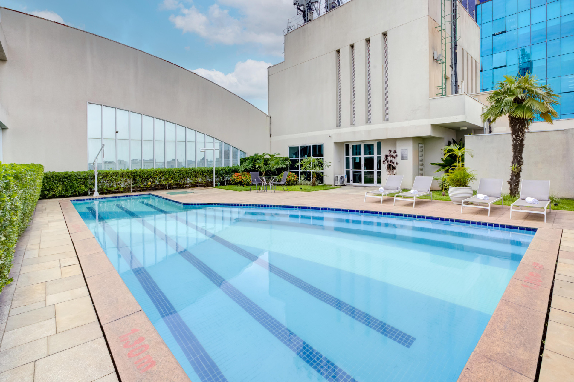 Vista Piscina Comfort Ibirapuera
