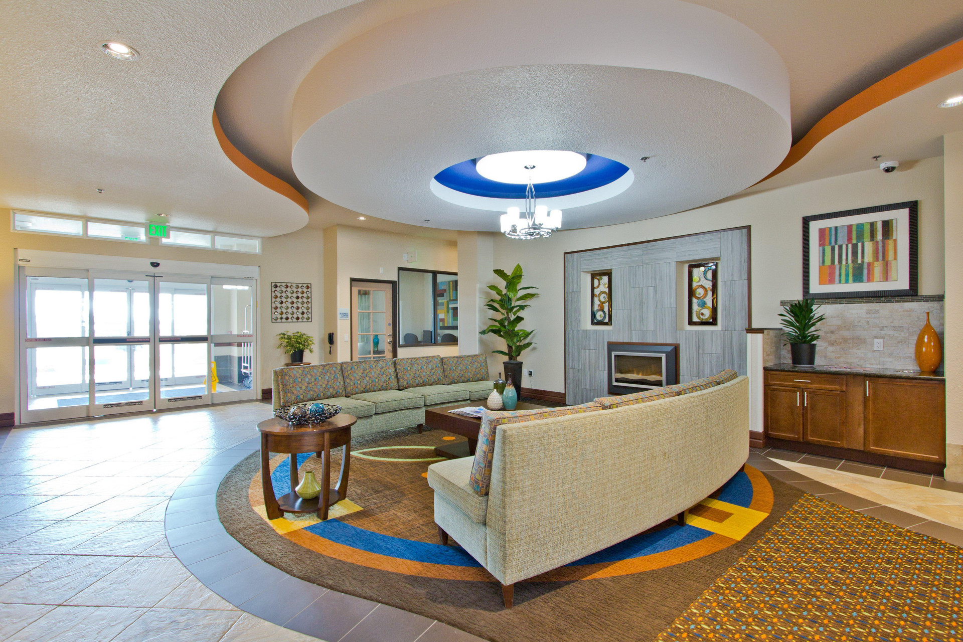 Vista Exterior Holiday Inn Express & Suites Denver East-Peoria St