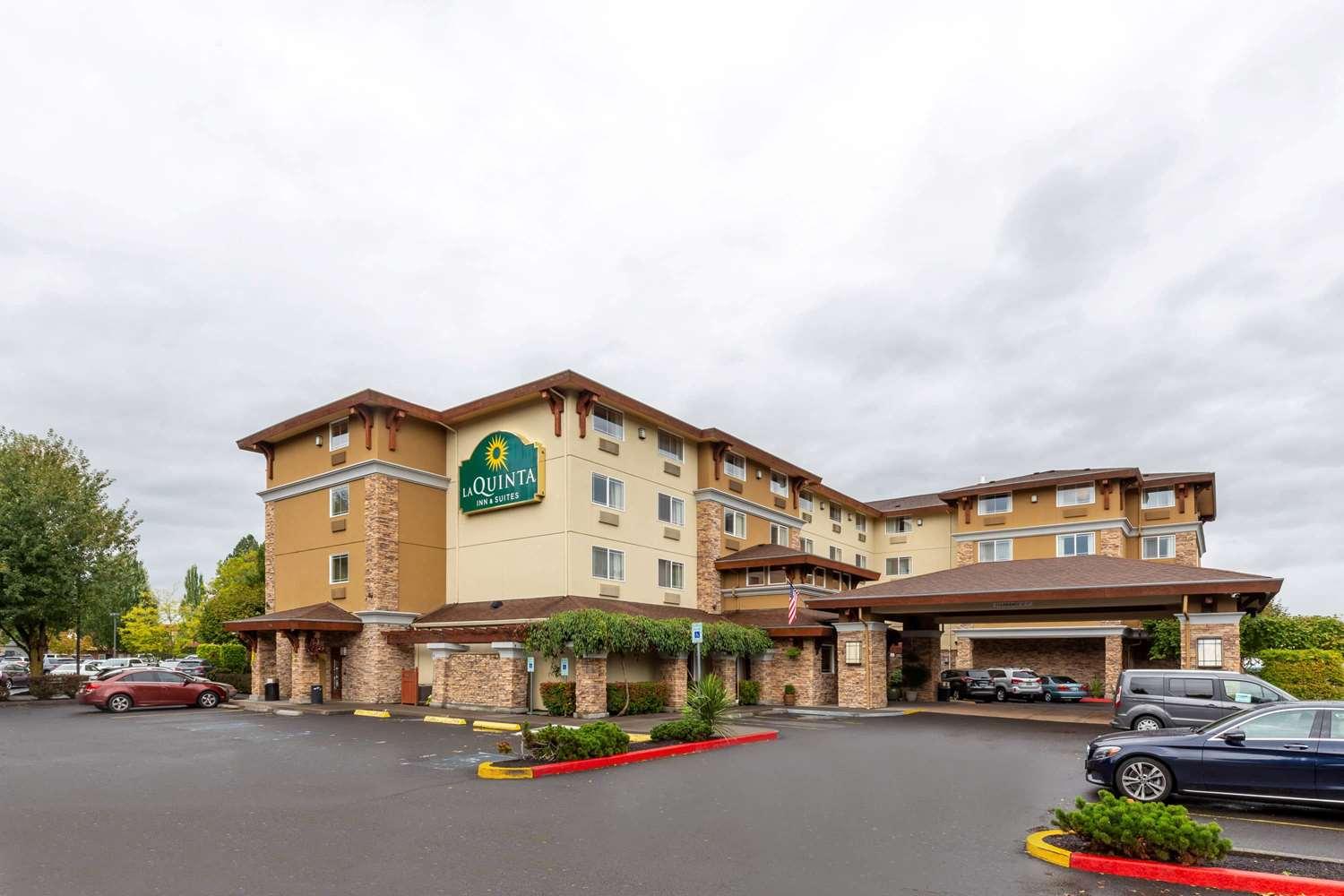 Vista Exterior La Quinta Inn & Suites by Wyndham Vancouver