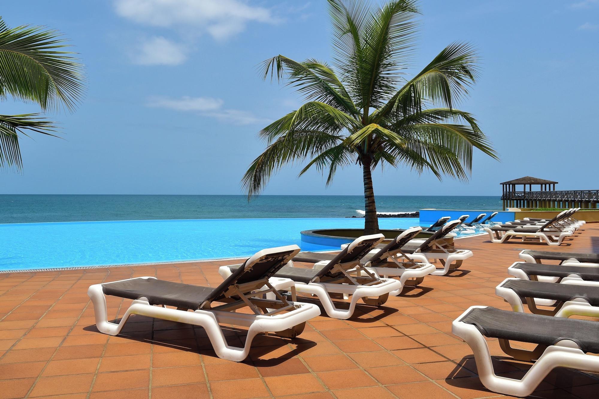 Vista Exterior Pestana São Tomé