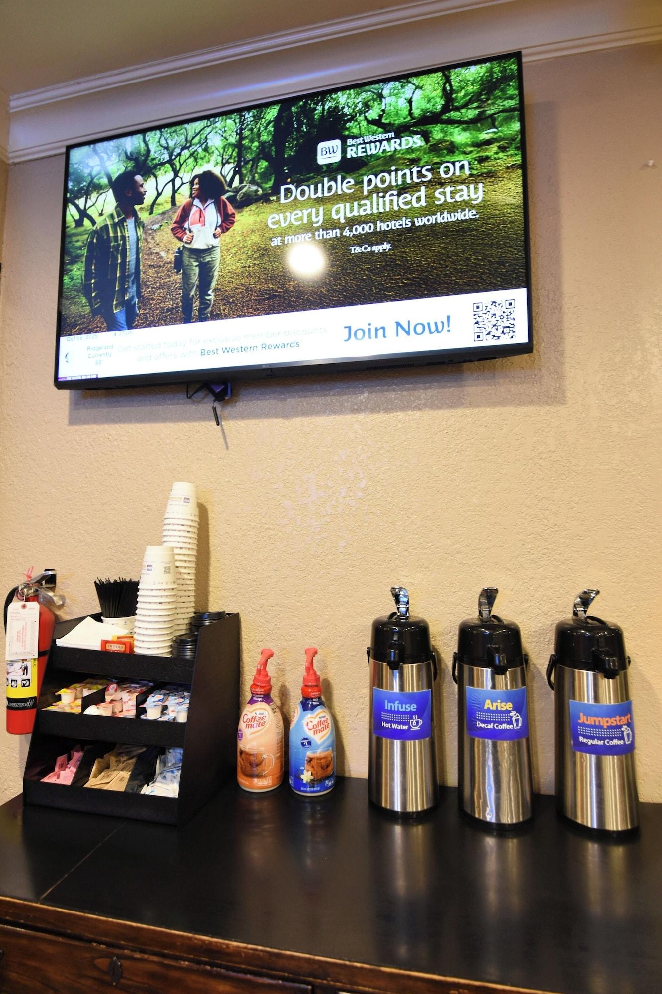 Vista Lobby Best Western Point South