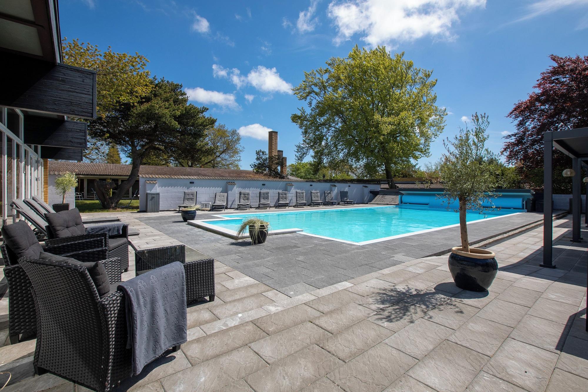 Vista Piscina Hotel Balka Strand