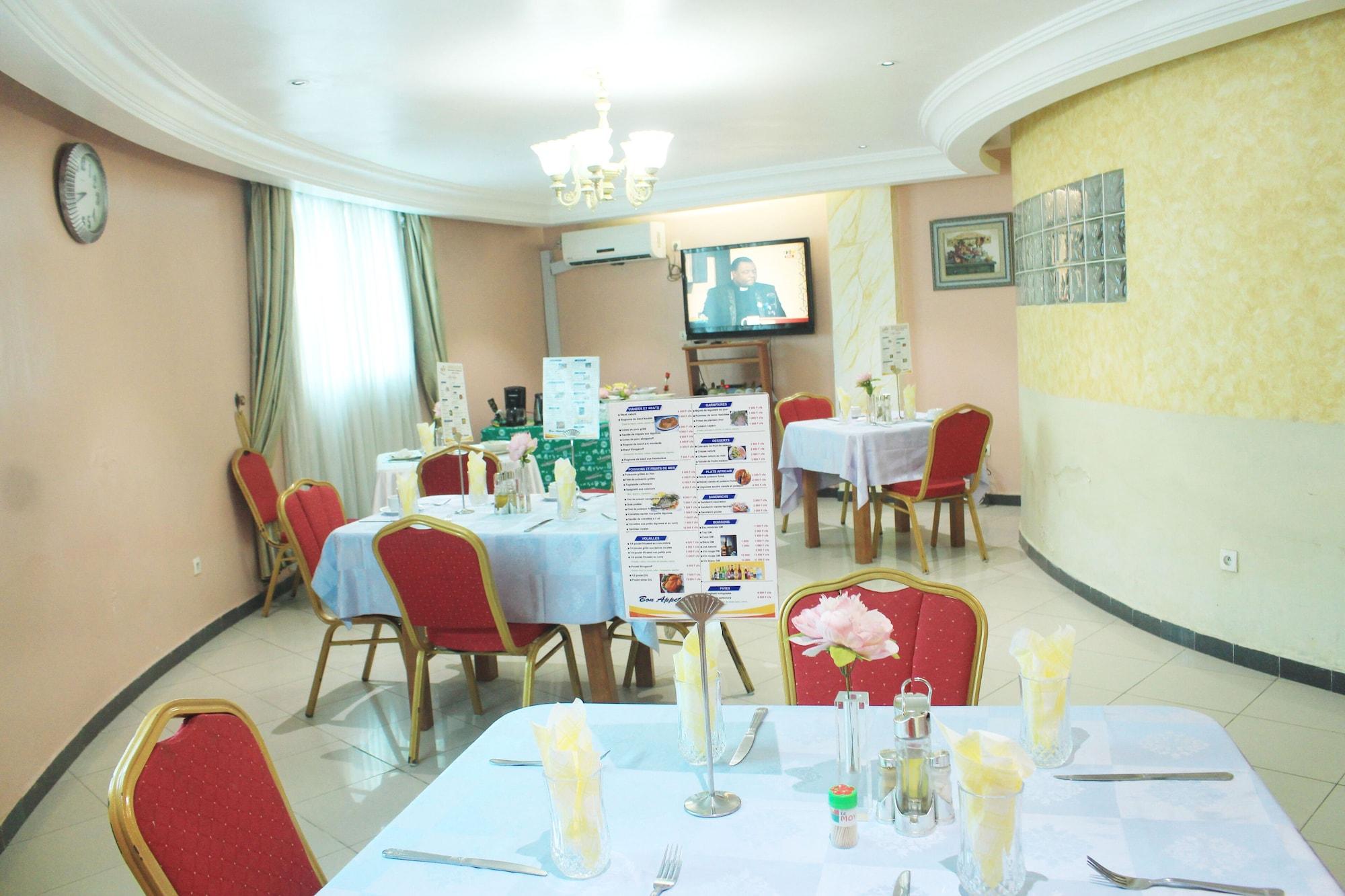 Restaurant Residence Le Carat Akwa