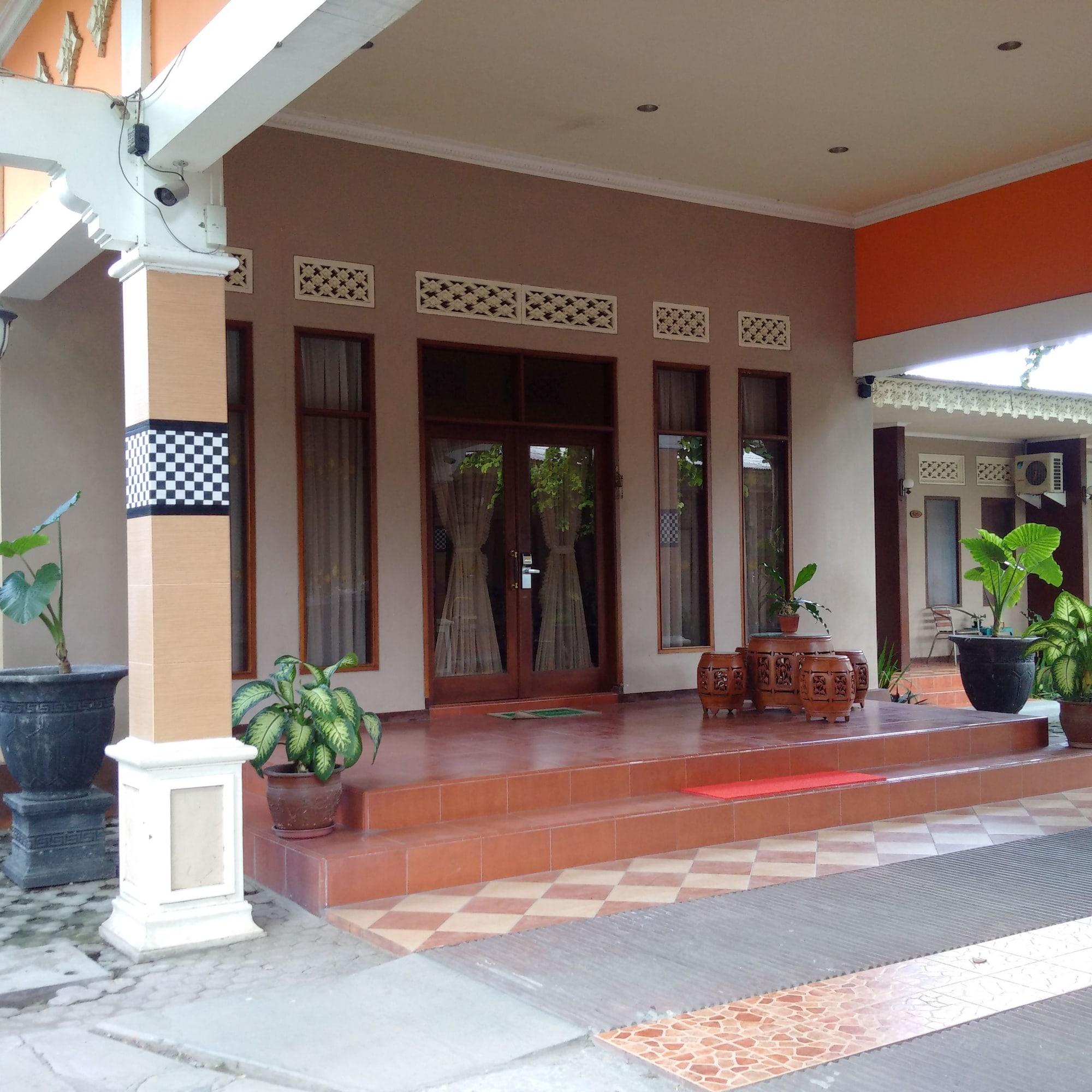 Vista Exterior Patria Garden Hotel