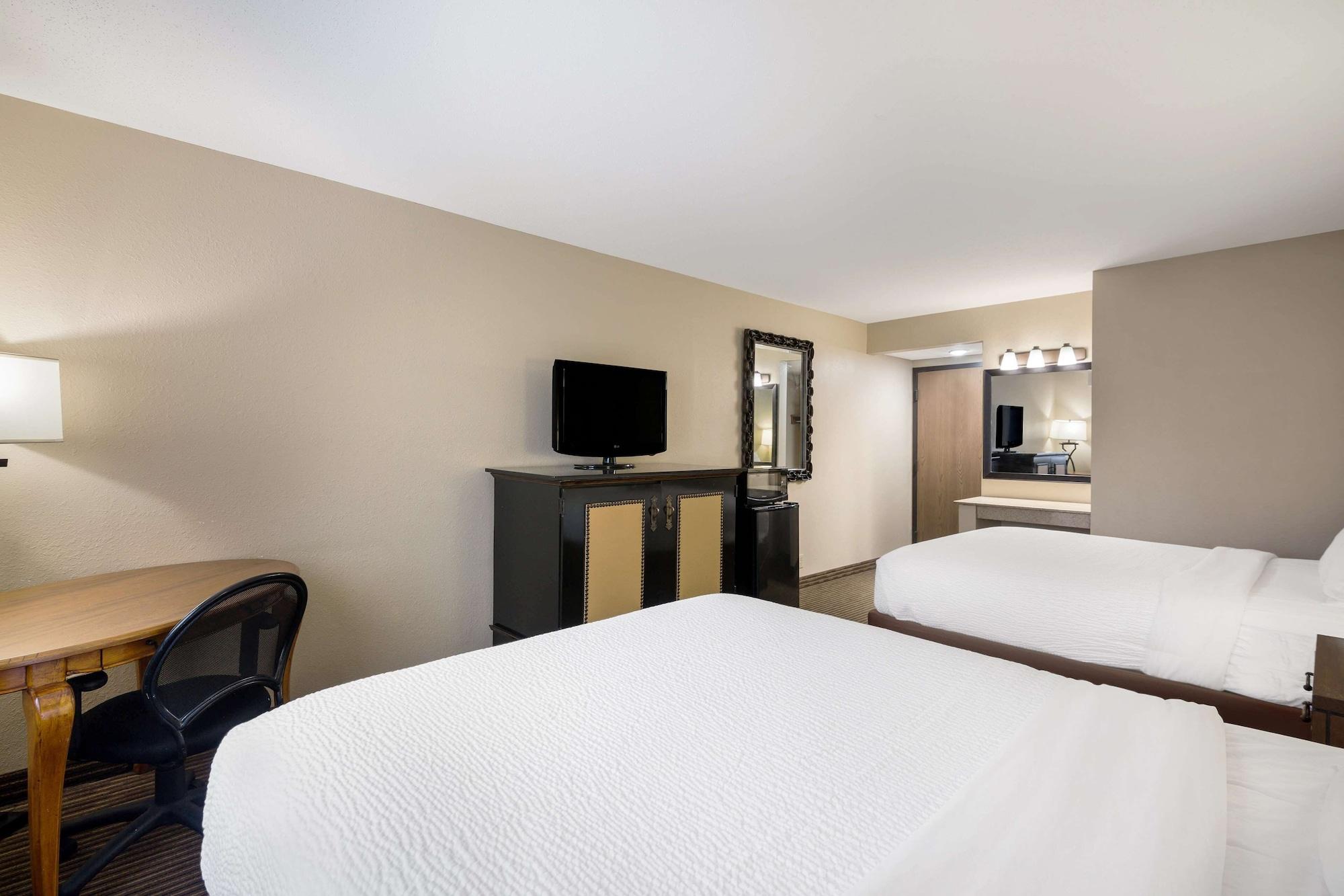 Habitación Revel Hotel Minot, SureStay Collection by Best Western