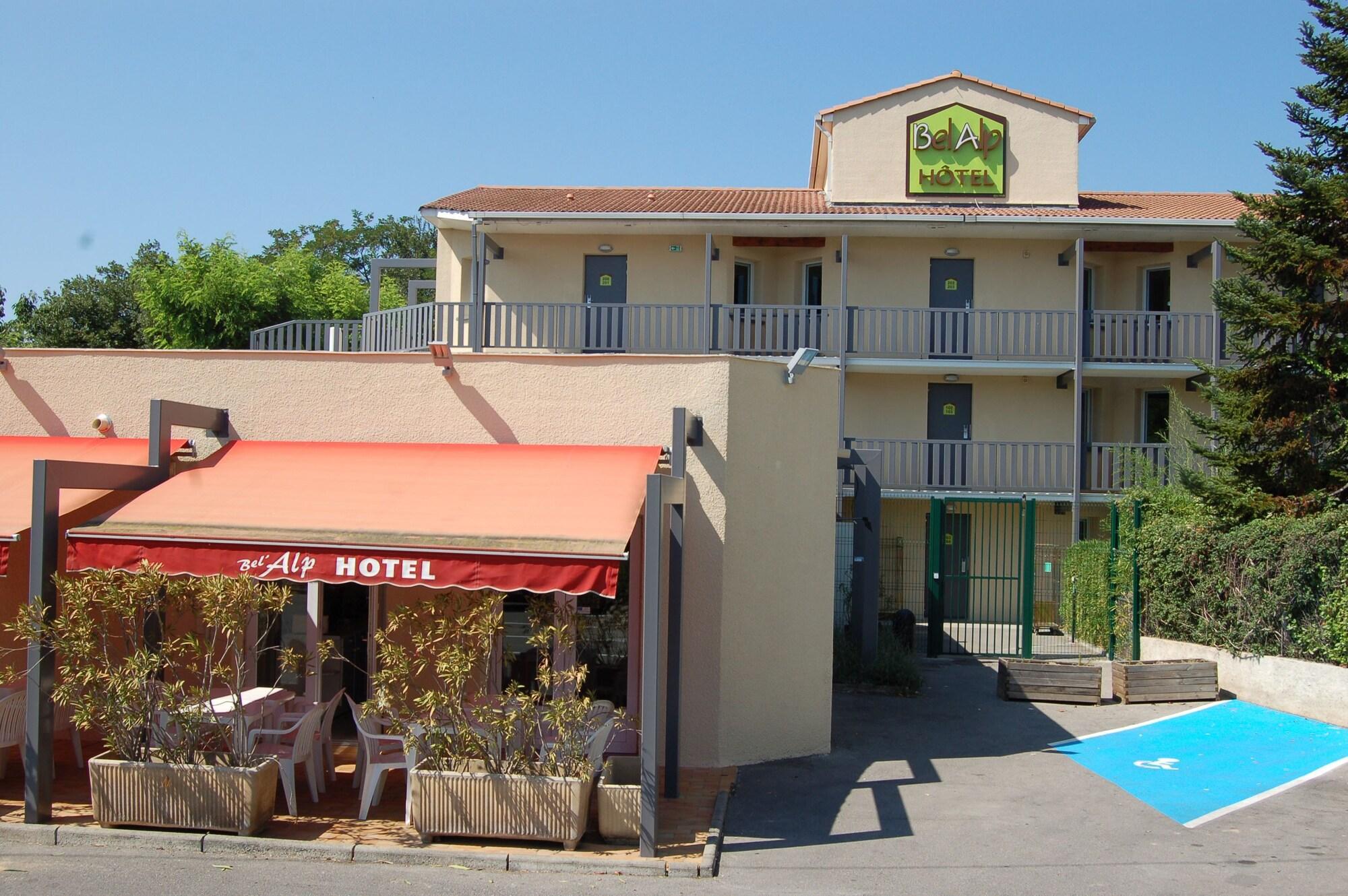 Vista Exterior Hotel Bel Alp Manosque