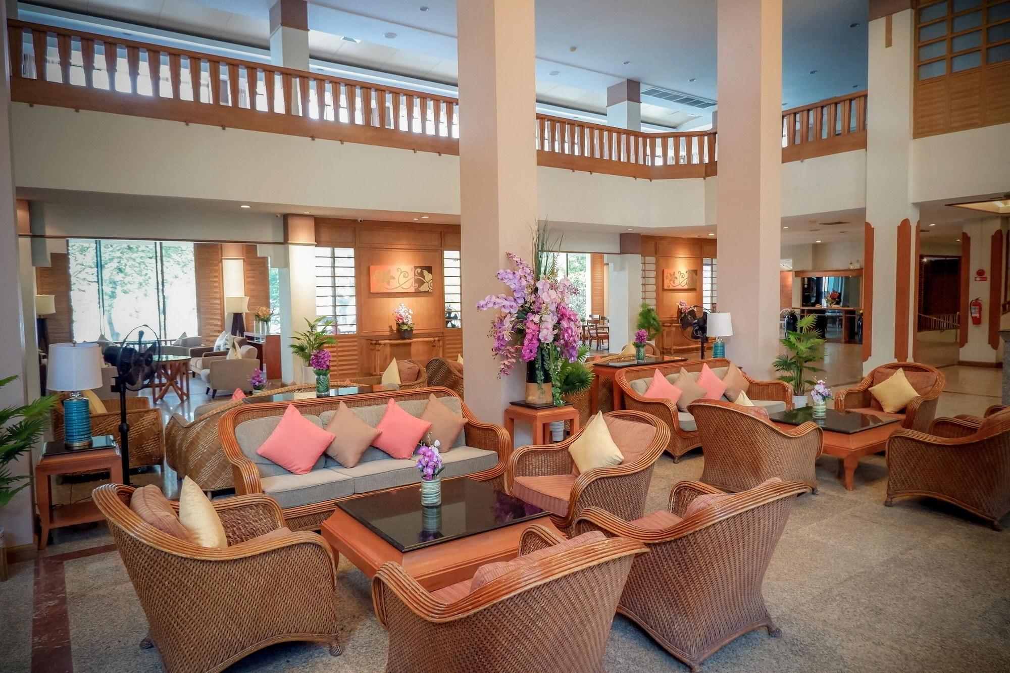 Vista Lobby Cosy Beach Hotel