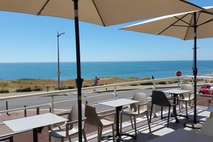 Alojamiento - Hôtel La Corniche