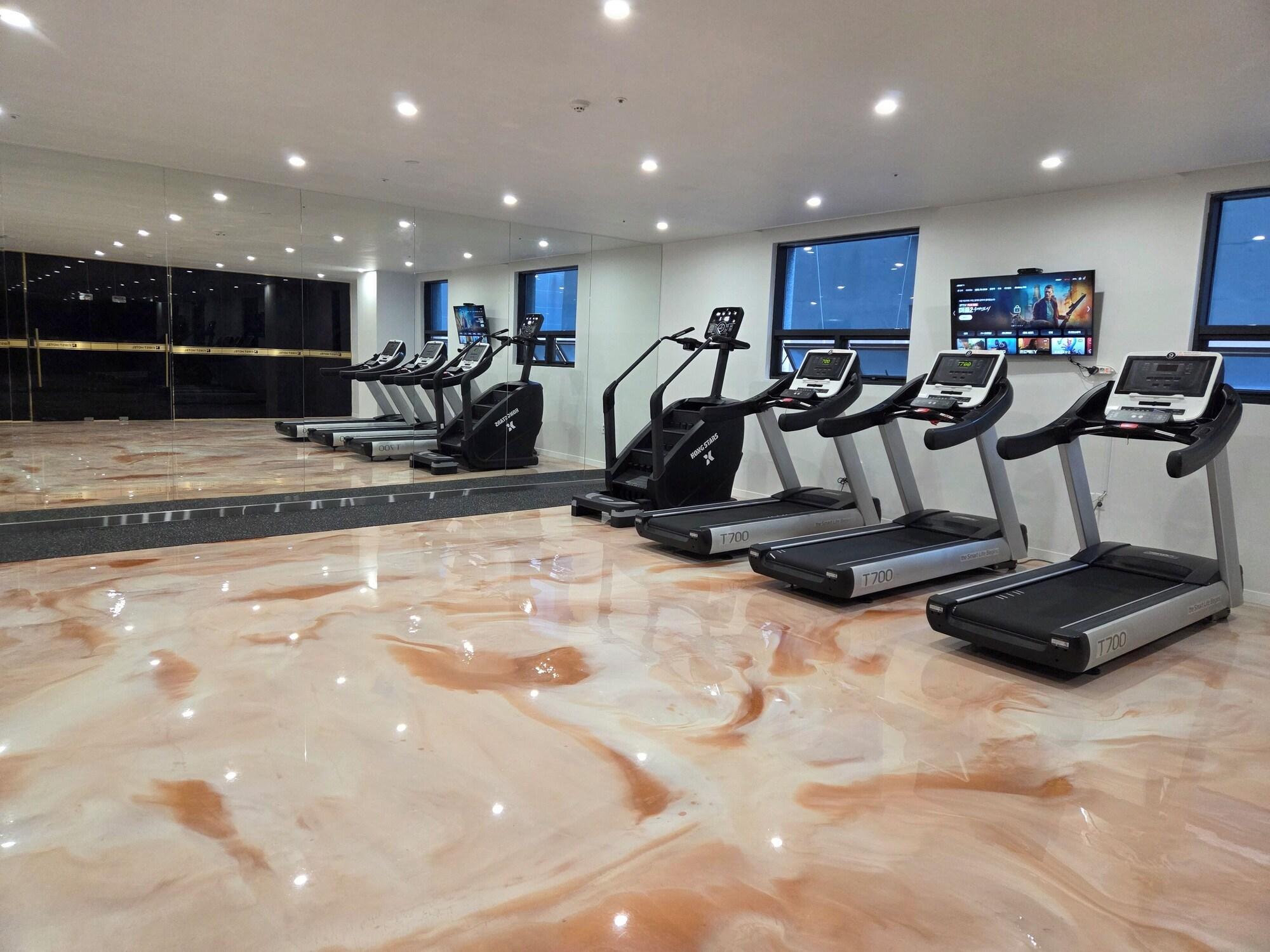 Gimnasio Galmea First Hotel