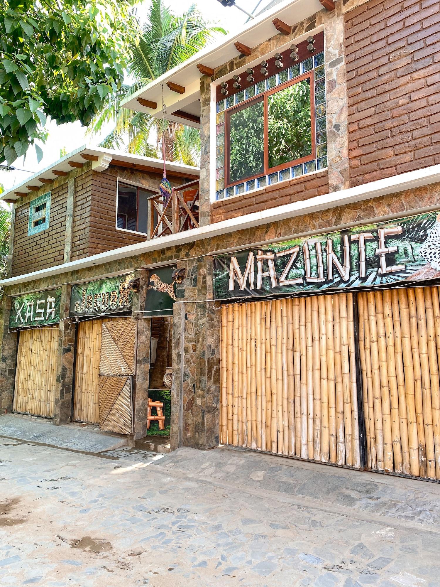 Vista Exterior Kasa Jaguar