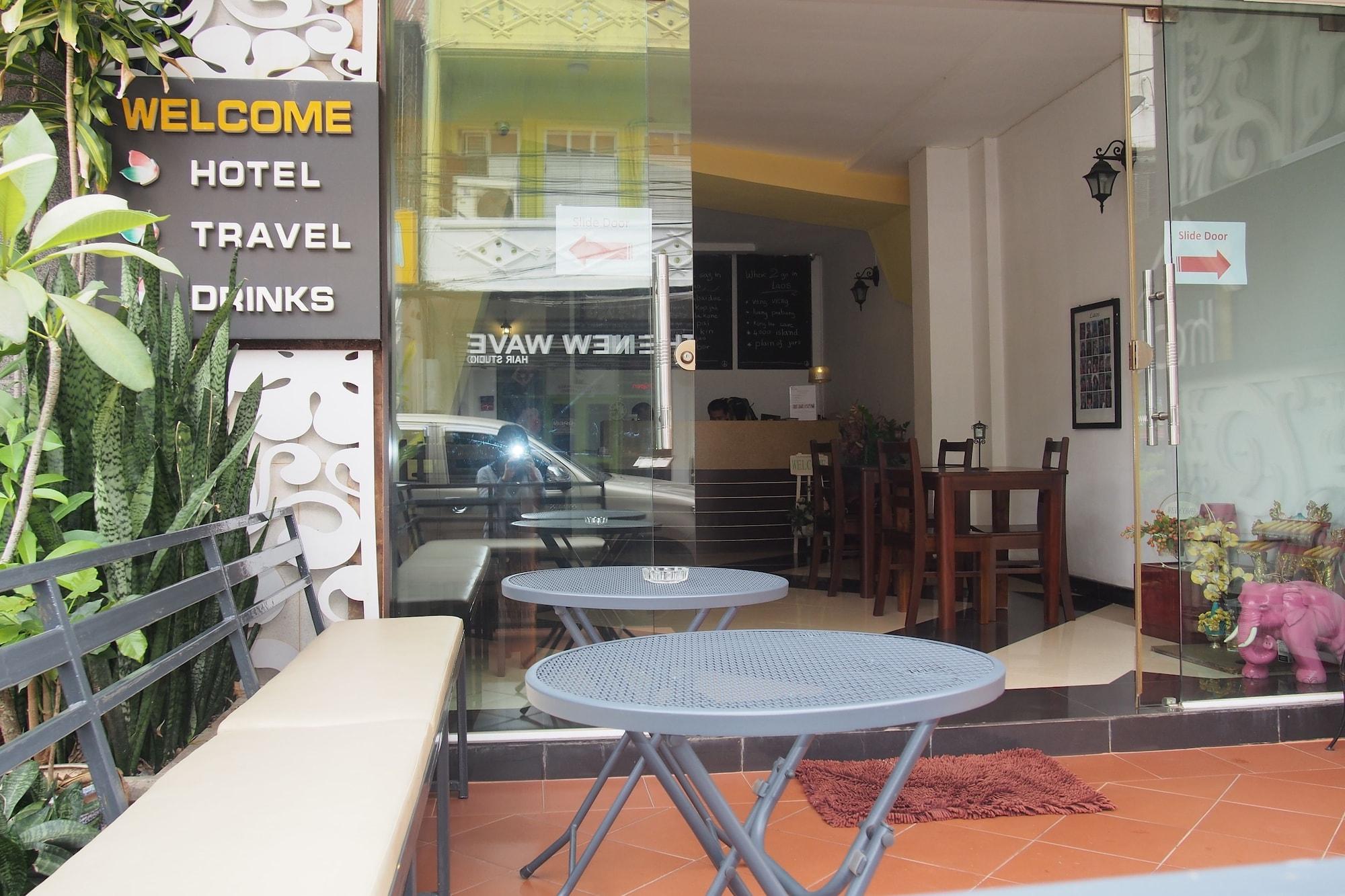 Vista Lobby New iHouse Hotel - Hostel