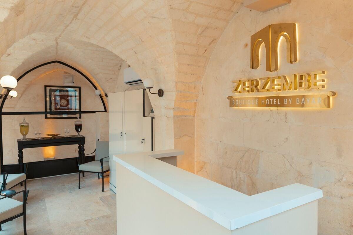 Varios Zerzembe Boutique Hotel