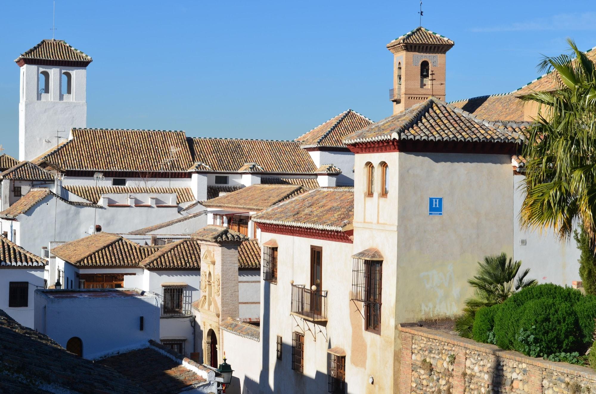 Varios Santa Isabel la Real Hotel