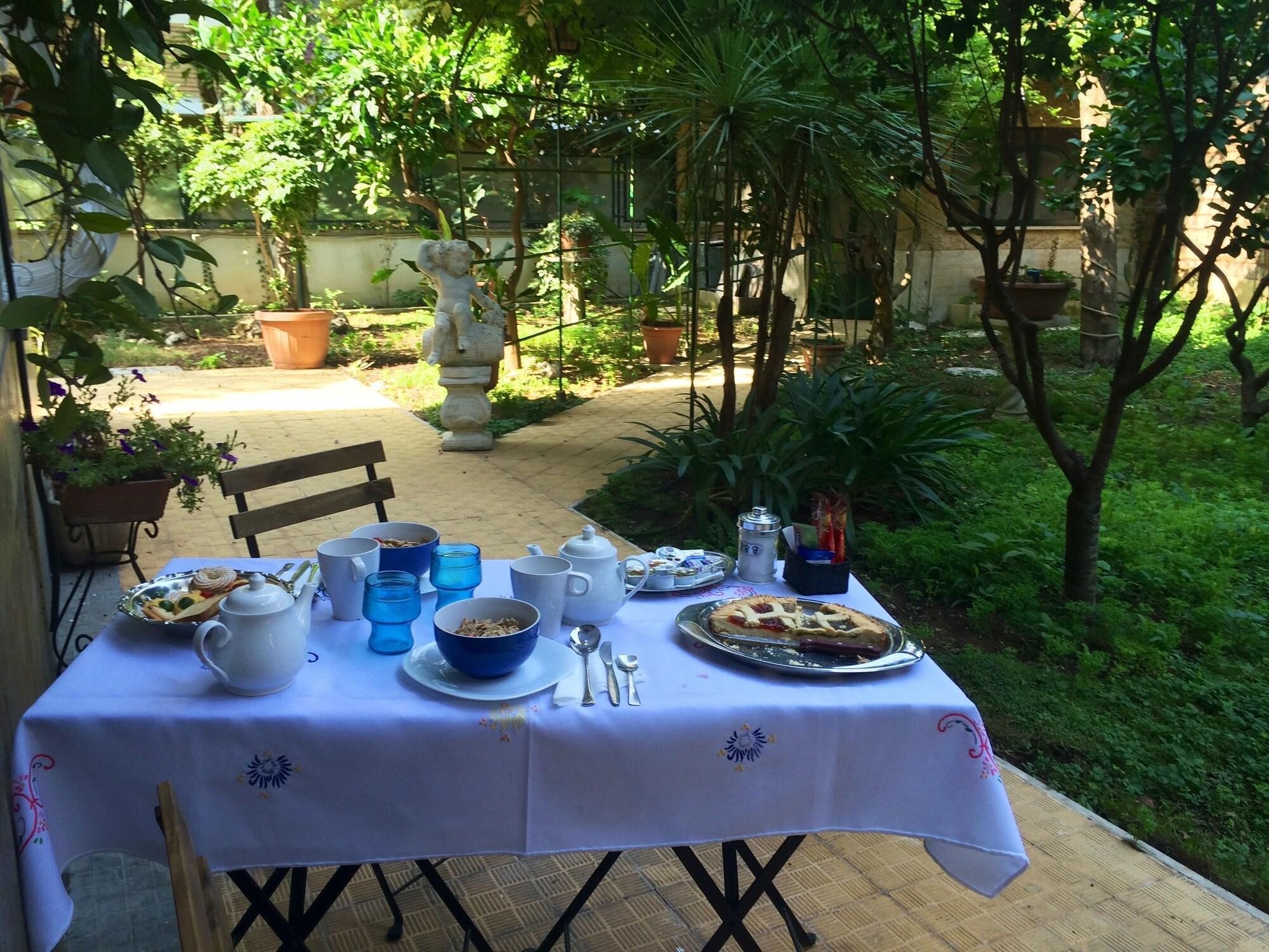Restaurant Tiburtina Garden