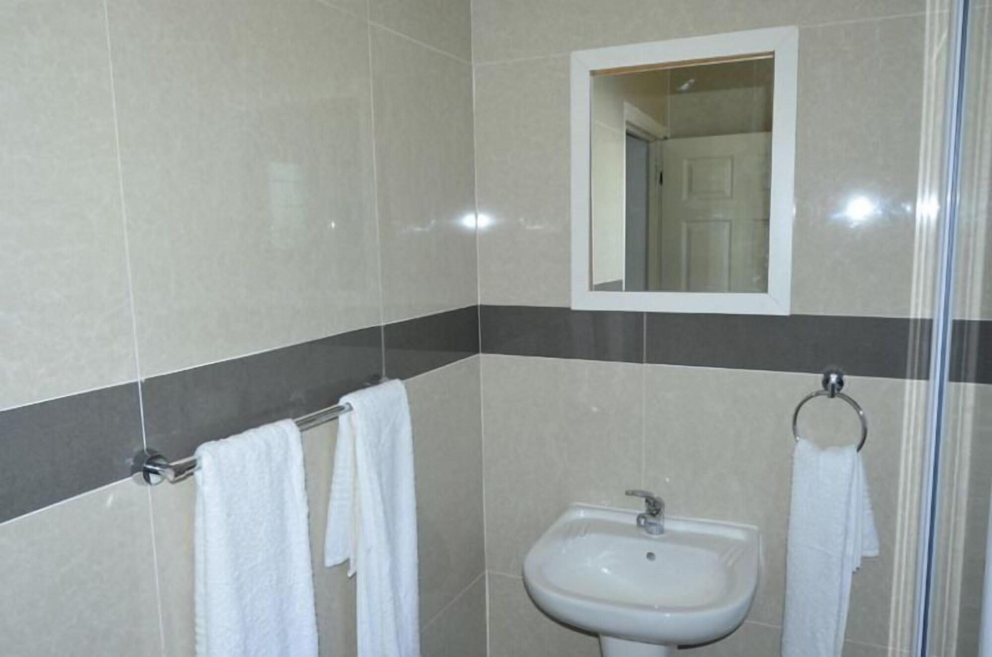 Equipamiento de Habitación Royal Ushaka Hotel Seaview
