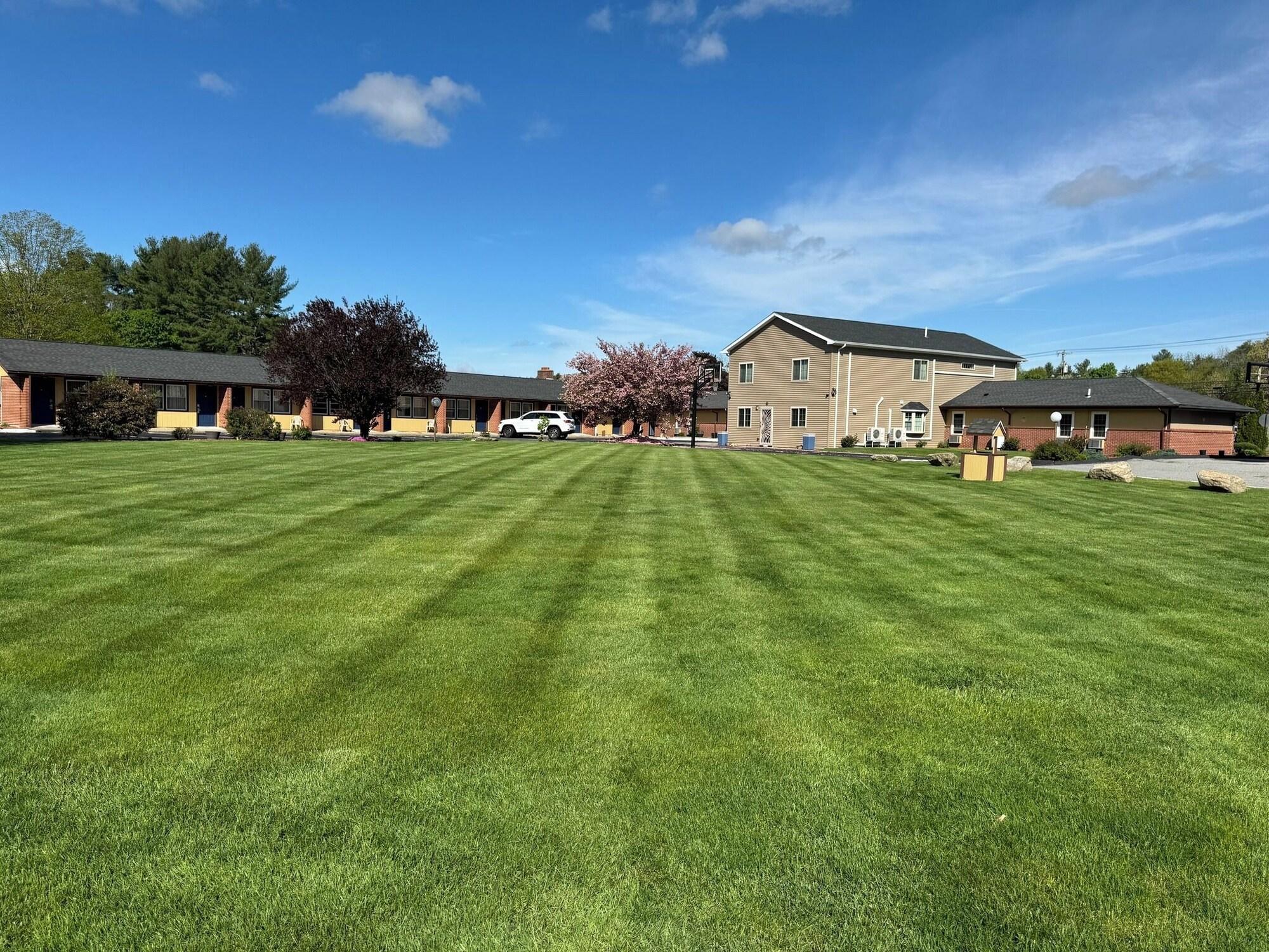 Varios Quiet Corner Inn