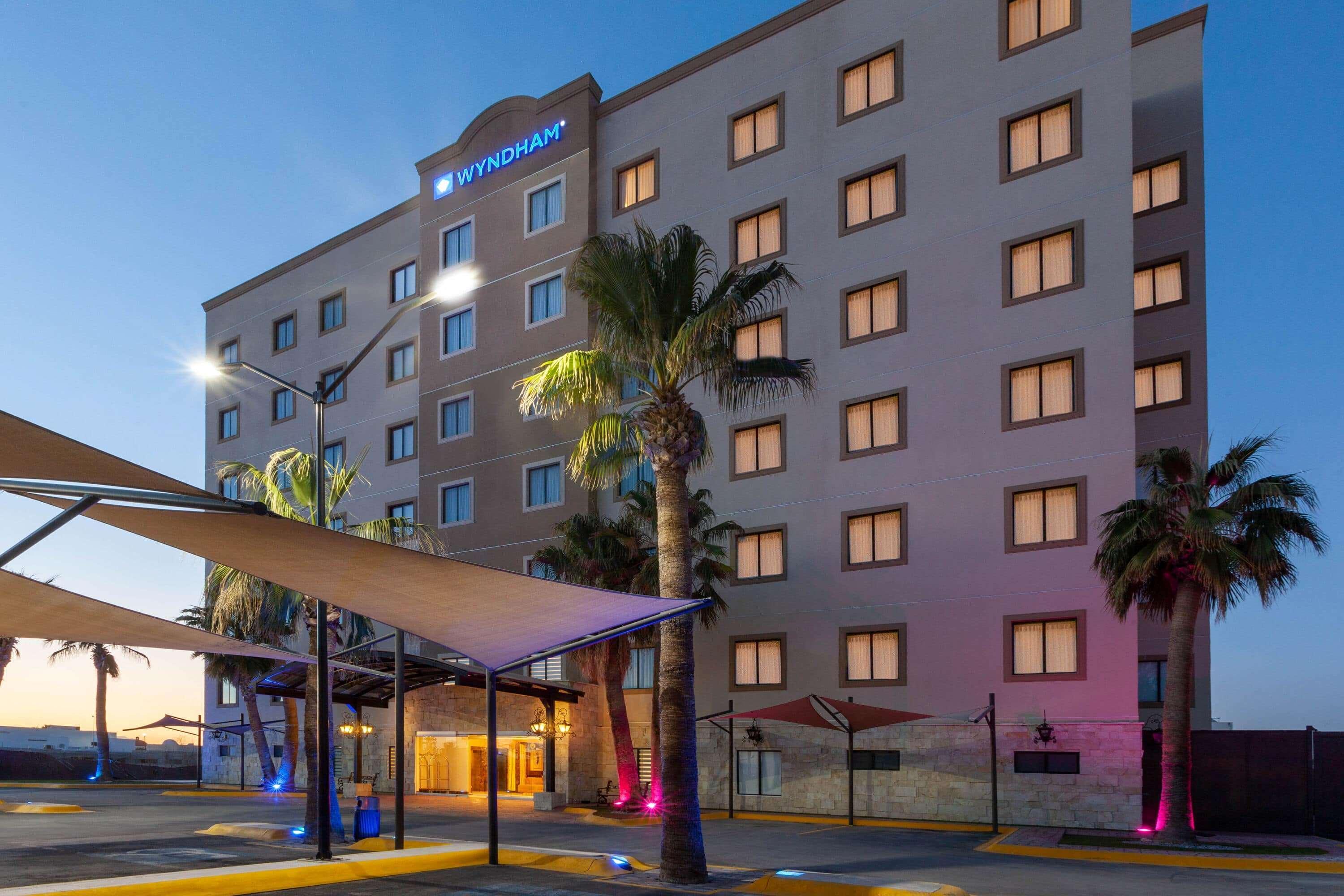 Vista Exterior Wyndham Torreon