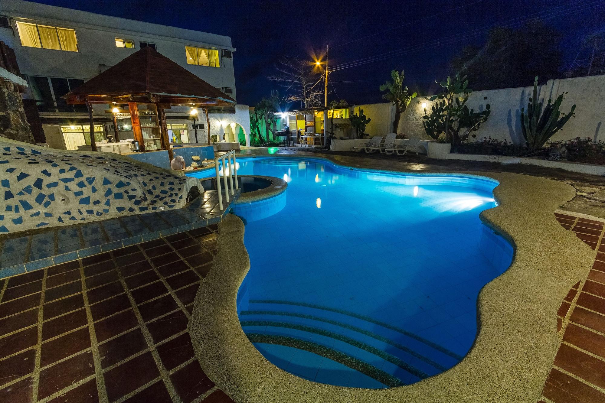 Vista Piscina Casa Opuntia Galapagos Hotel