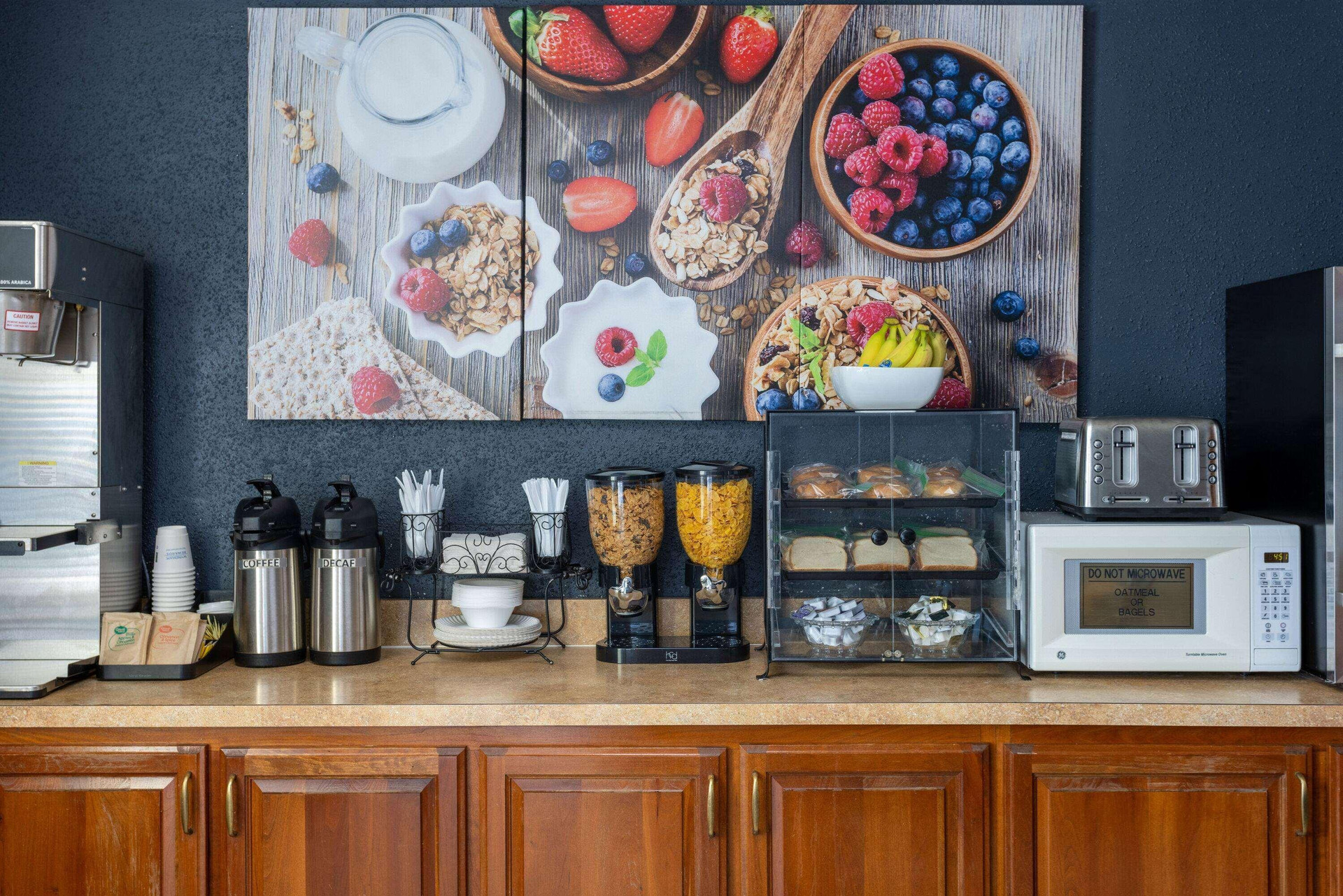 Restaurant Days Inn by Wyndham Winchester
