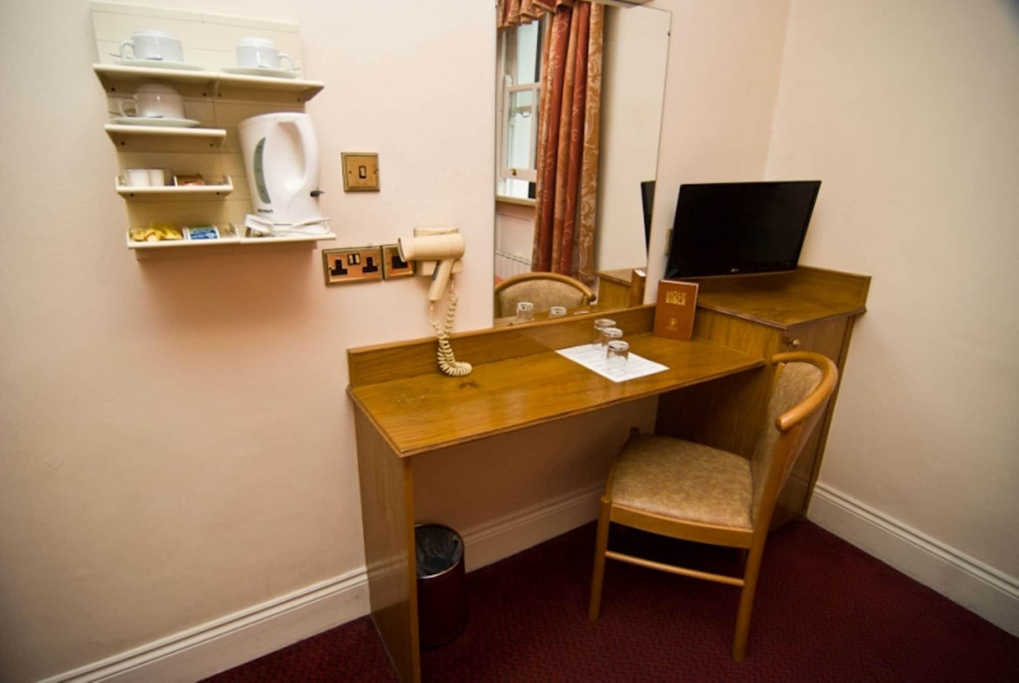 Set de Habitación Alexandra Hotel