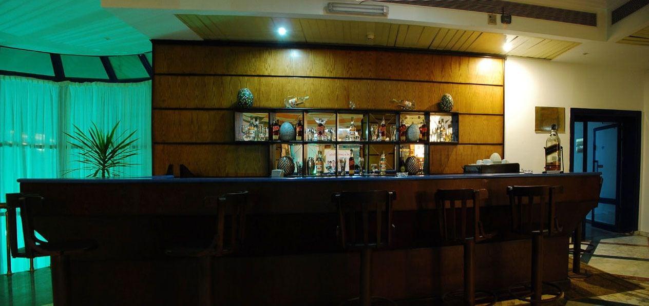 Bar/Salón New La Perla