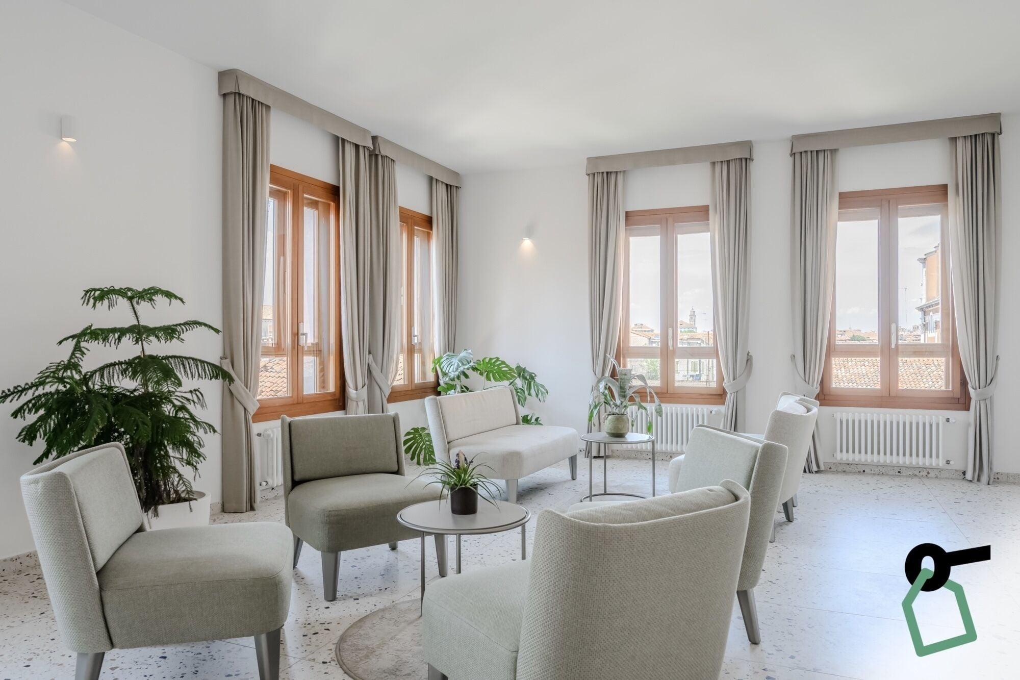 Vista Lobby Hotiday Venezia Cape