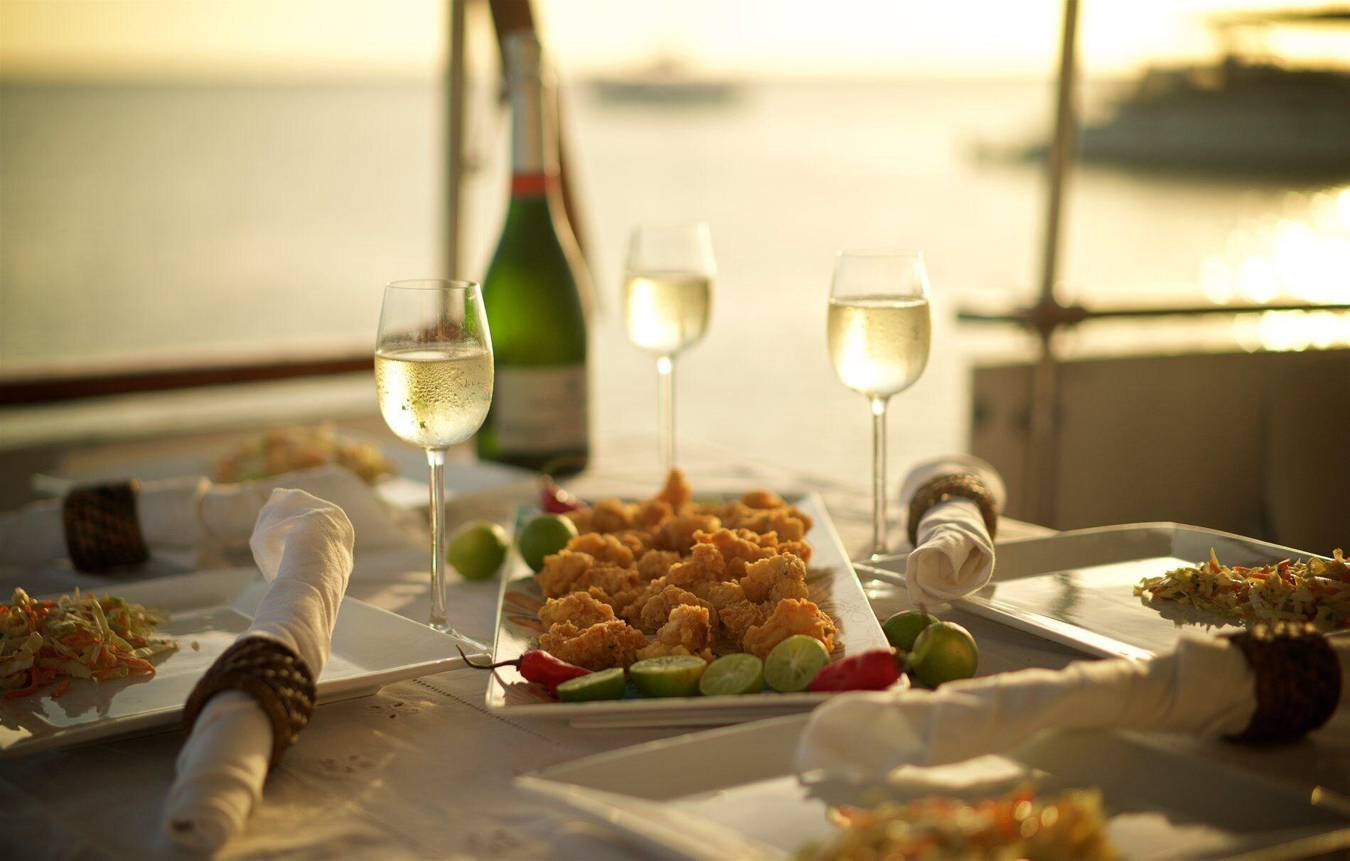 Restaurant Caribbean Charter
