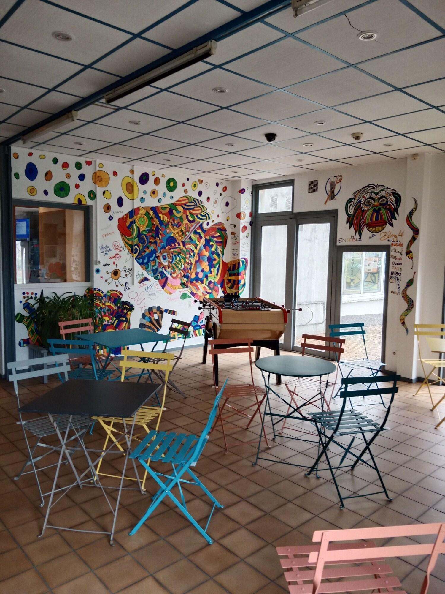 Bar/Salón Auberge de Jeunesse HI Boulogne-sur-Mer