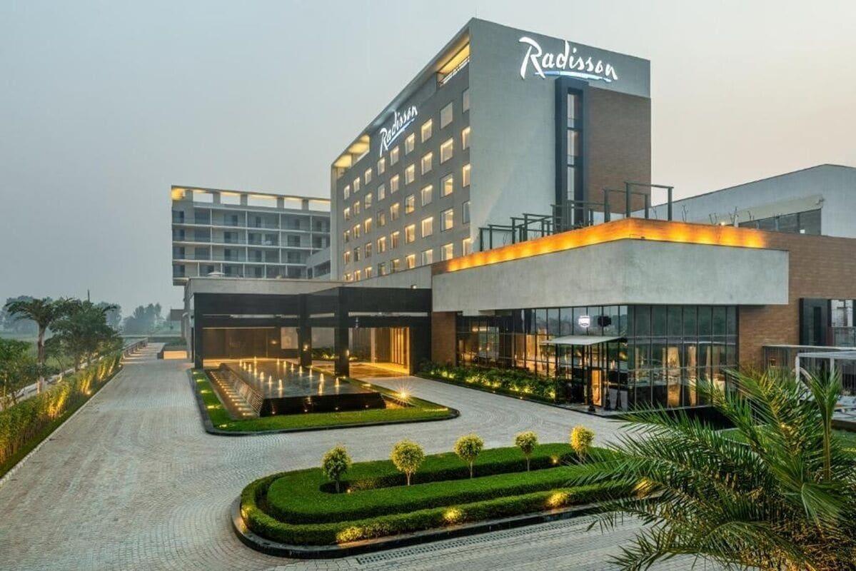Vista Exterior Radisson Hotel Phagwara