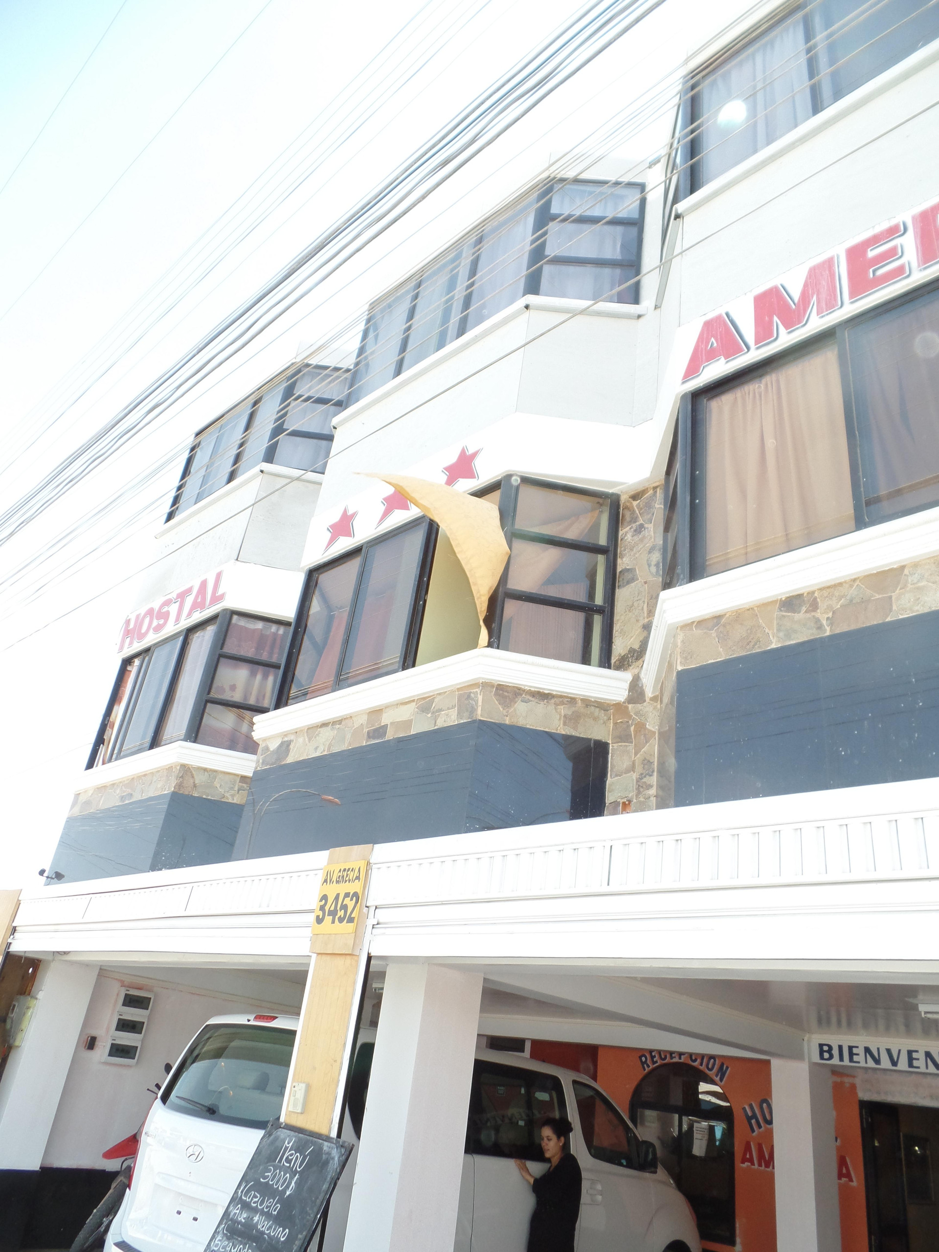 Vista Exterior Hostal America