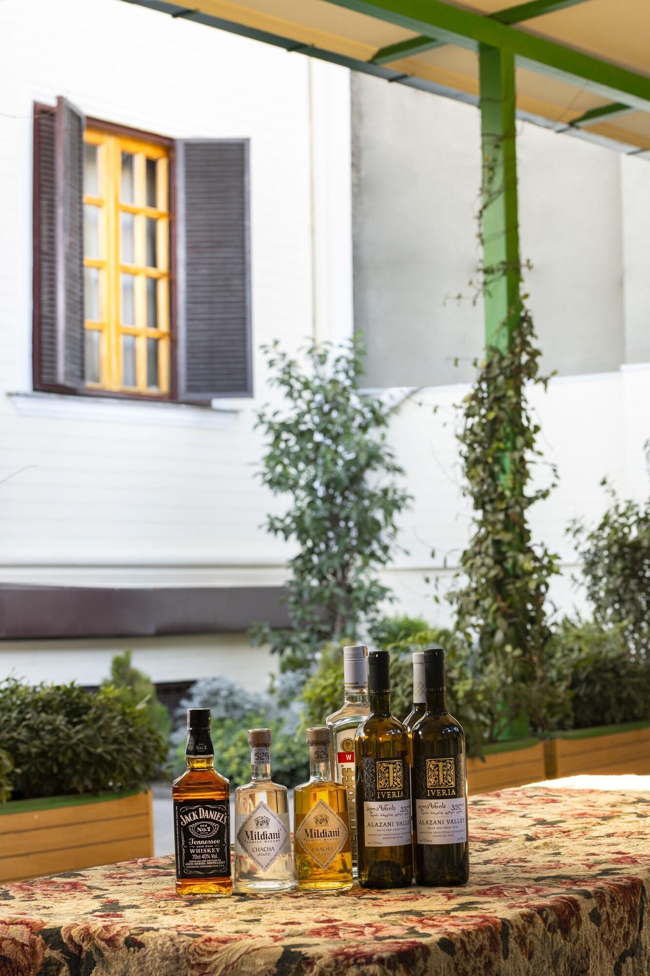 Restaurant Vedzisi Garden Hotel