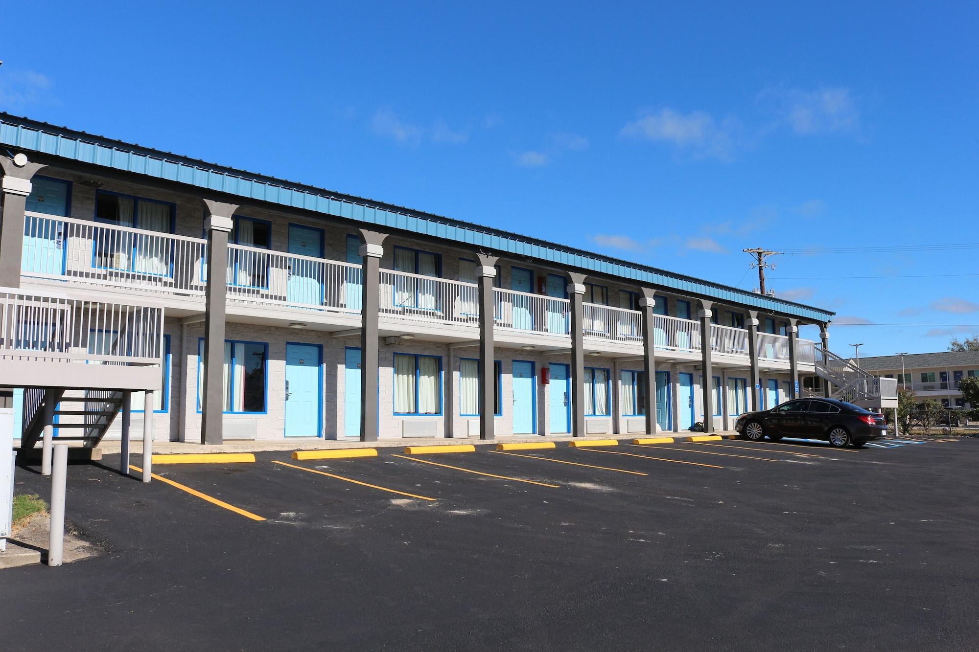 Vista Exterior LoneStar Inn