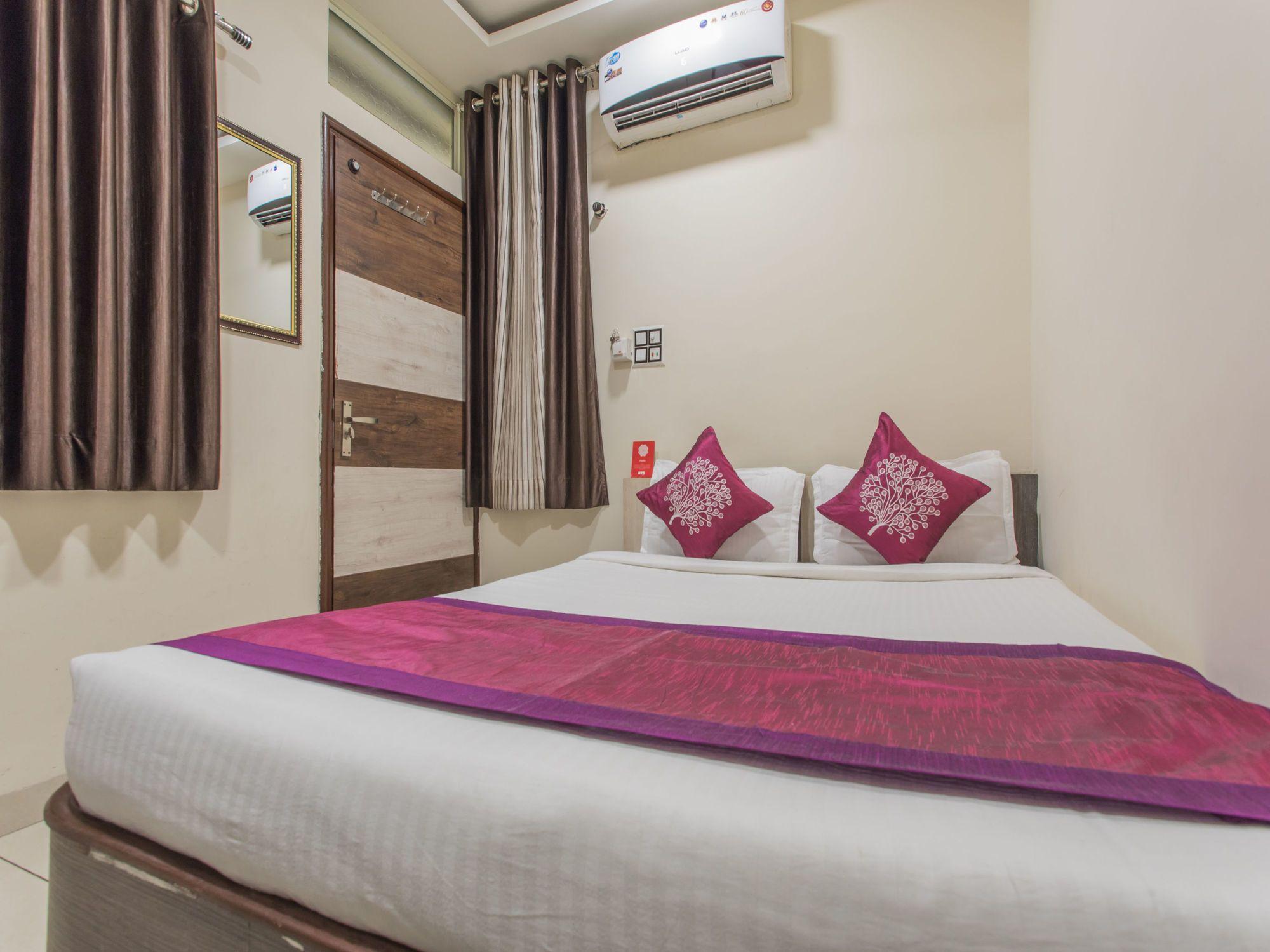 Varios OYO 4042 Hotel Mehar Residency