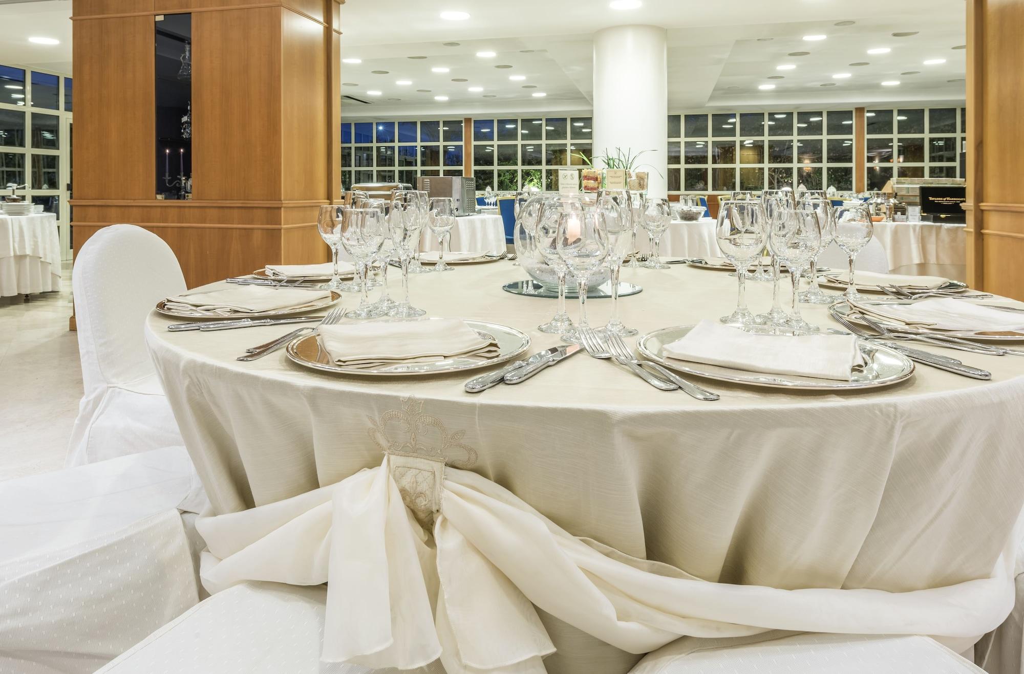 Restaurant Caesar's Hotel