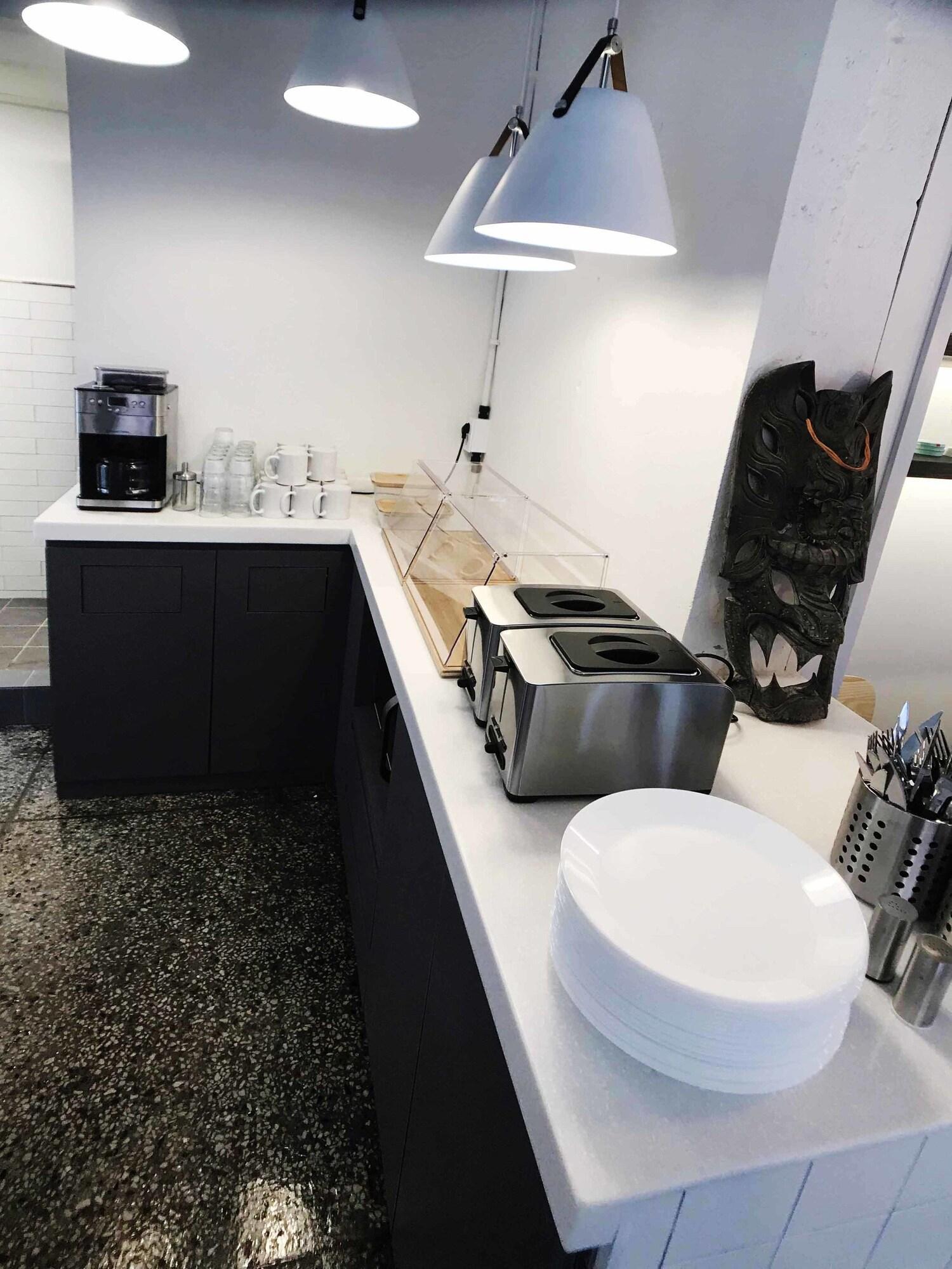 Restaurant Seoul Cube Itaewon - Hostel