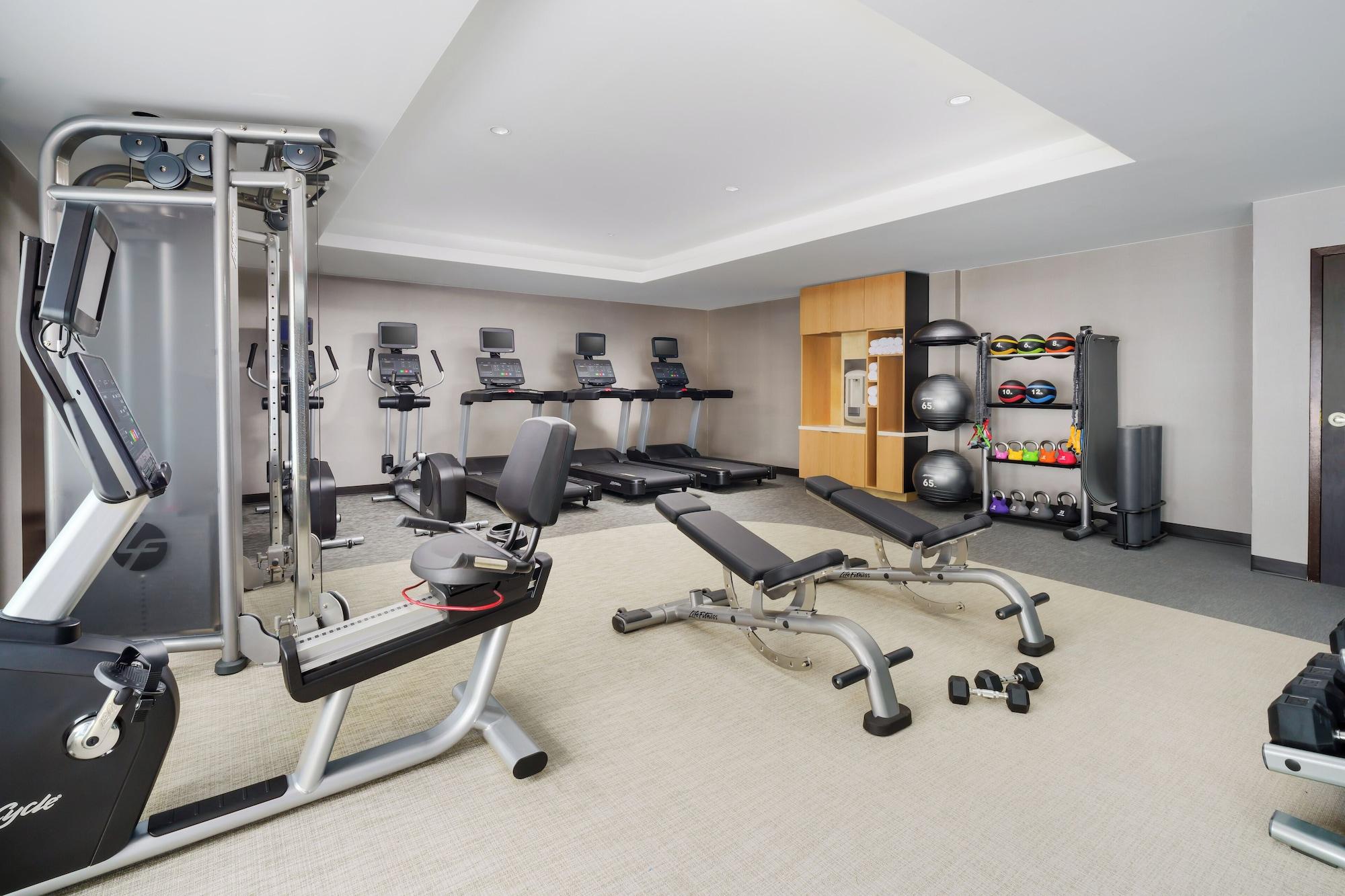 Gimnasio Courtyard by Marriott Chicago Midway Airport