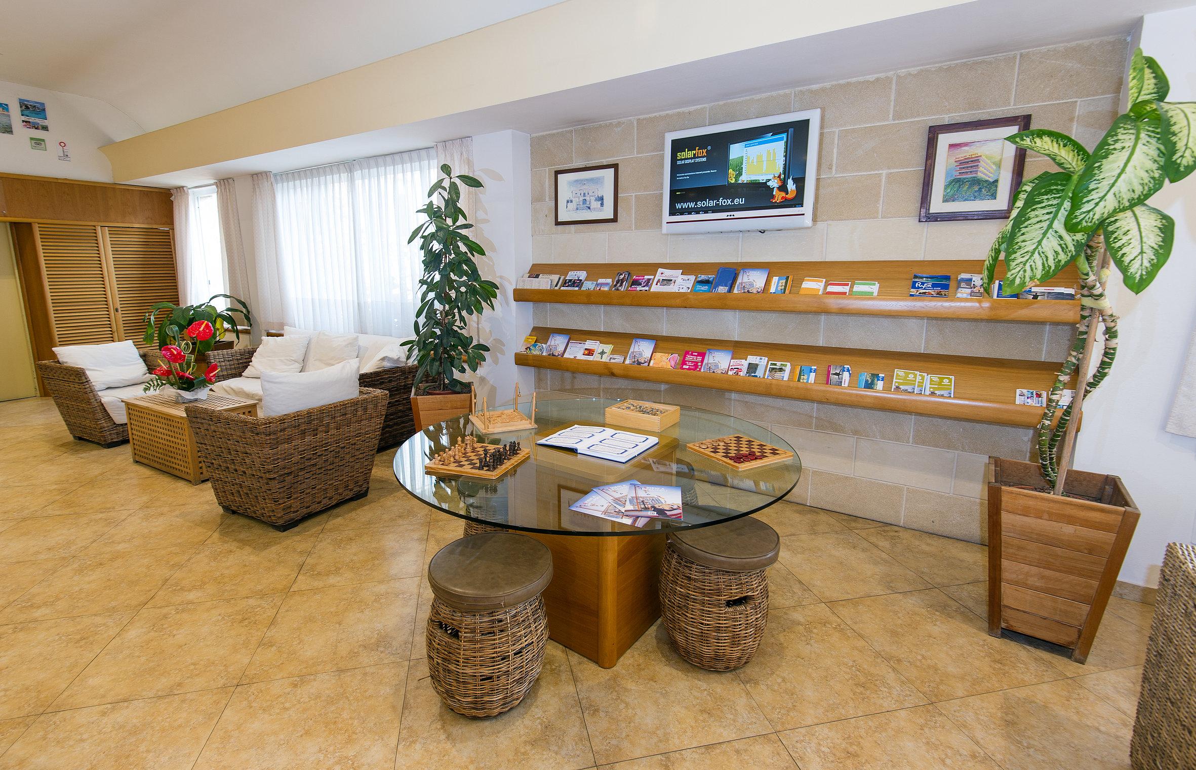 Vista Lobby Joli Park Hotel