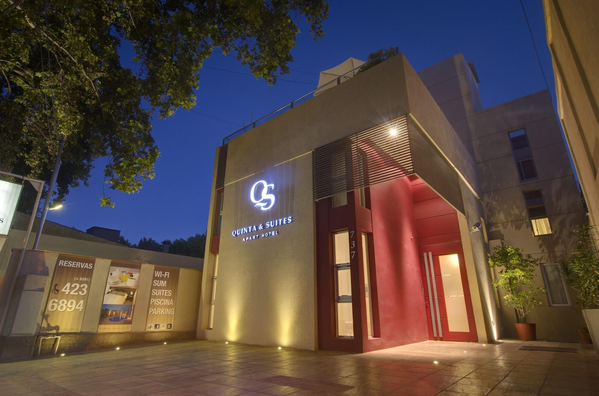 Varios Quinta & Suites Apart Hotel