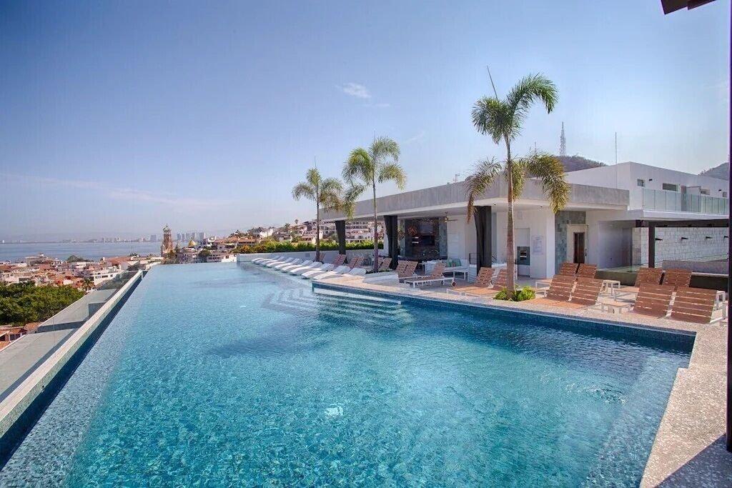 Varios Condominios AR