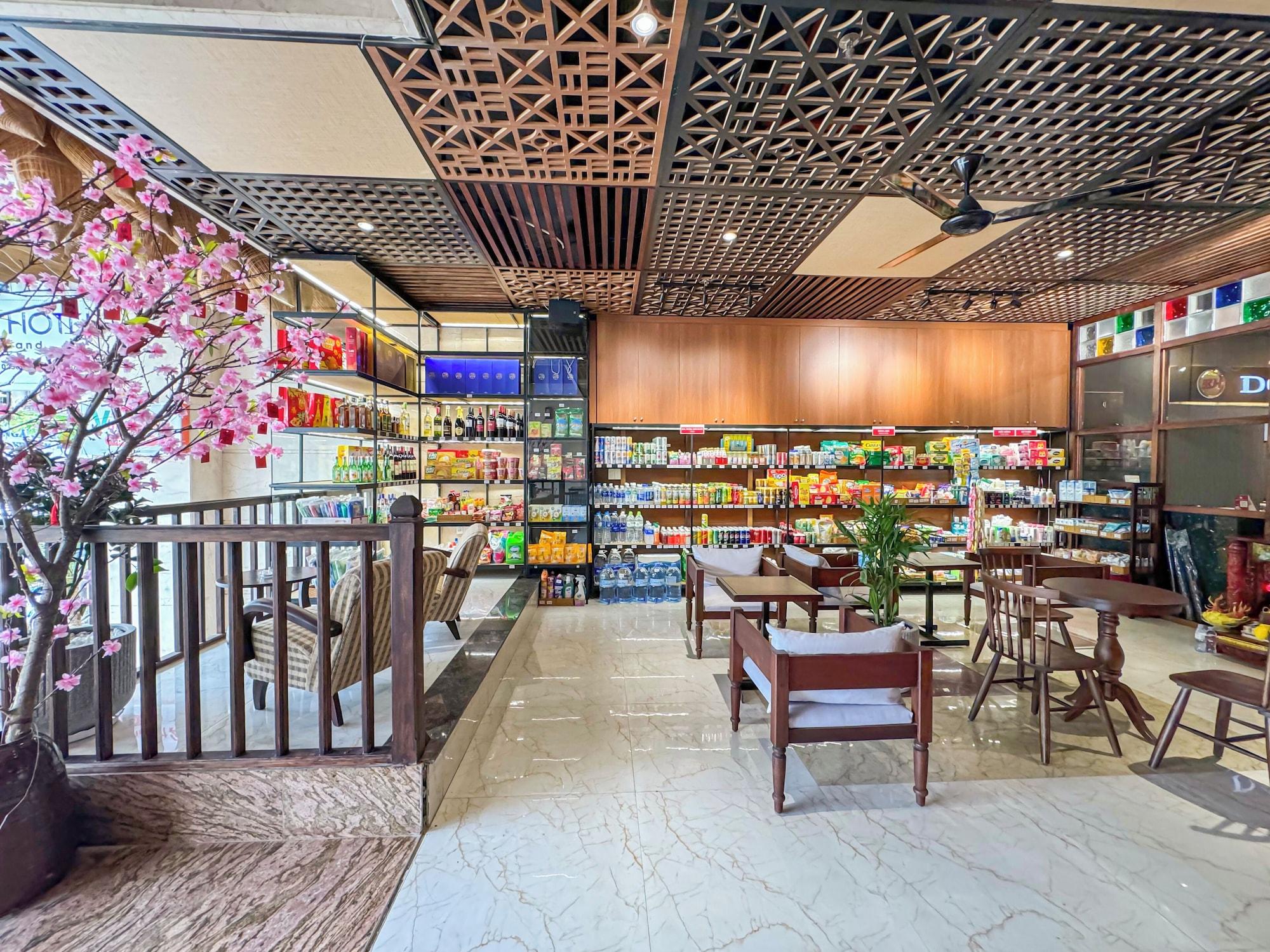 Vista Lobby Doha Central Bliss Danang Hotel By Haviland