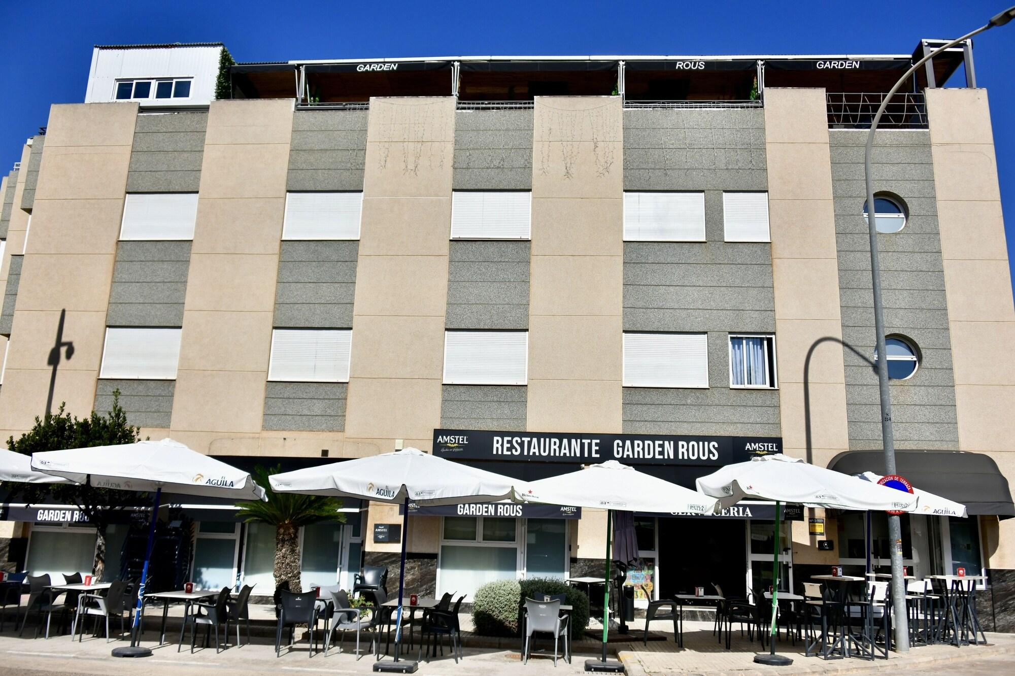 Vista Exterior Hostal Garden Rous