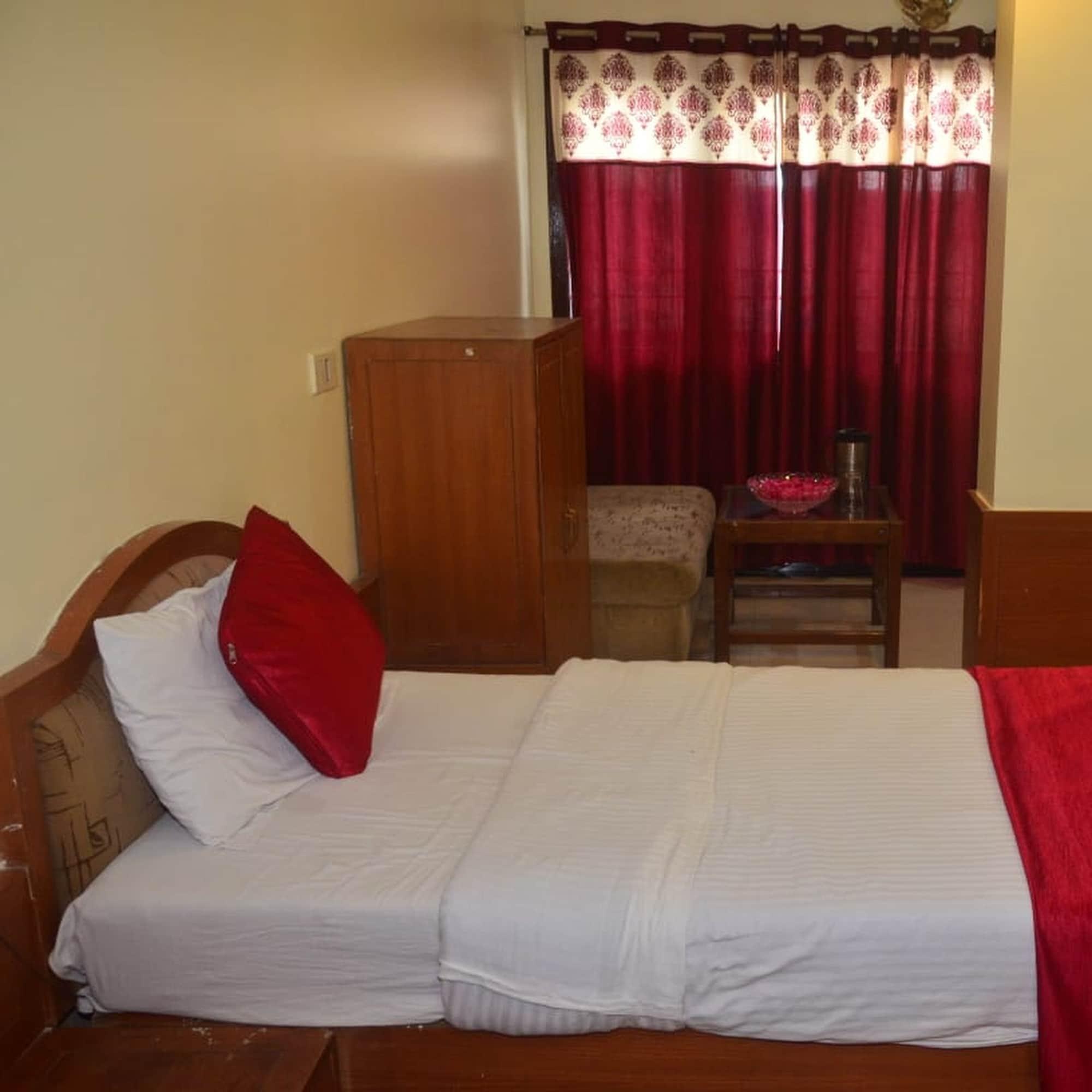 Habitación Hotel Poonam