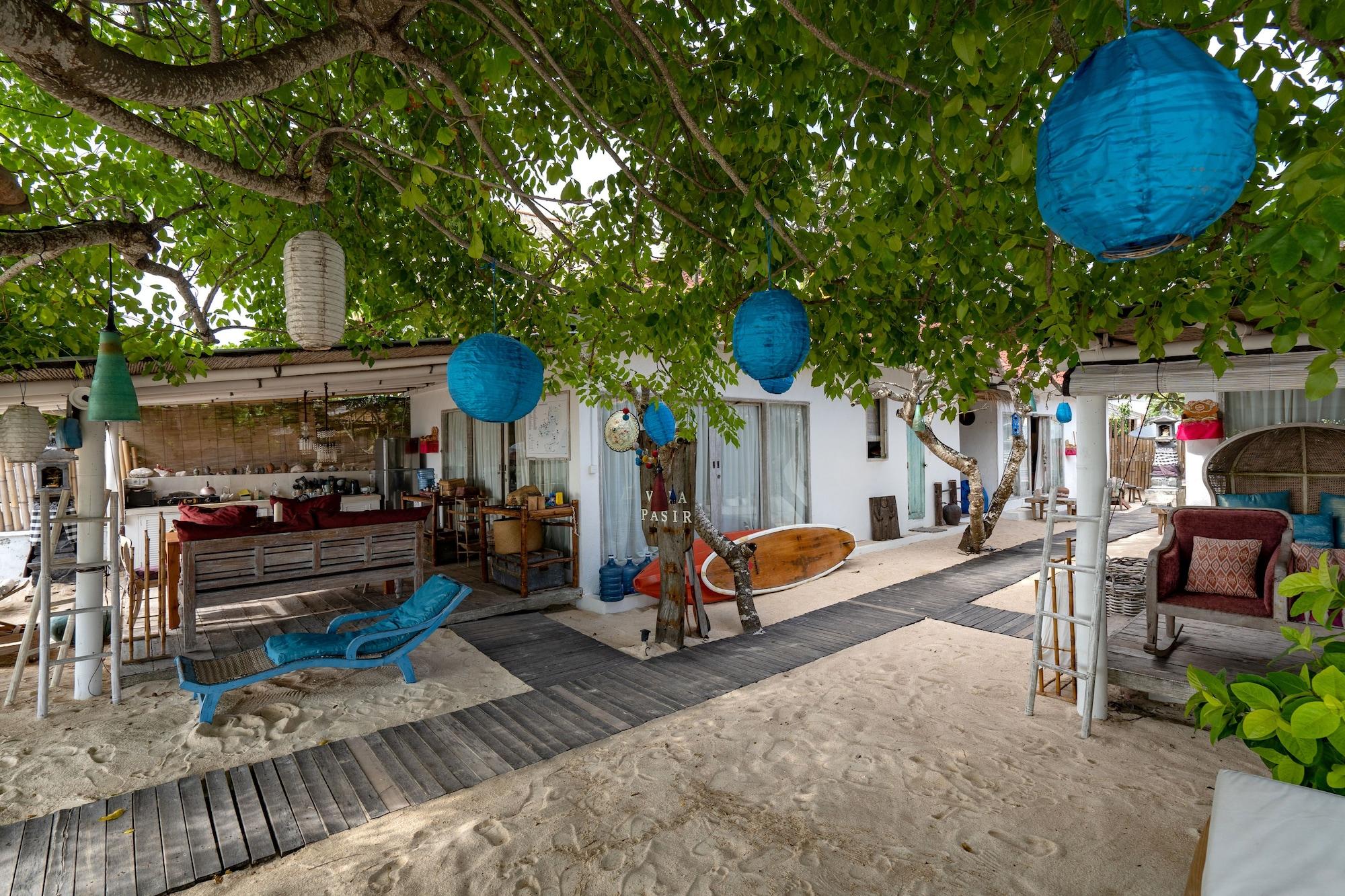 Bar/Salón Villa Pasir