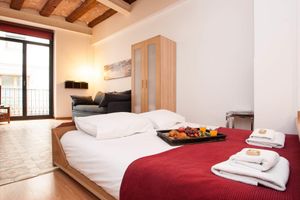 Alquiler Vacacional - Liceu Apartments by gaiarooms