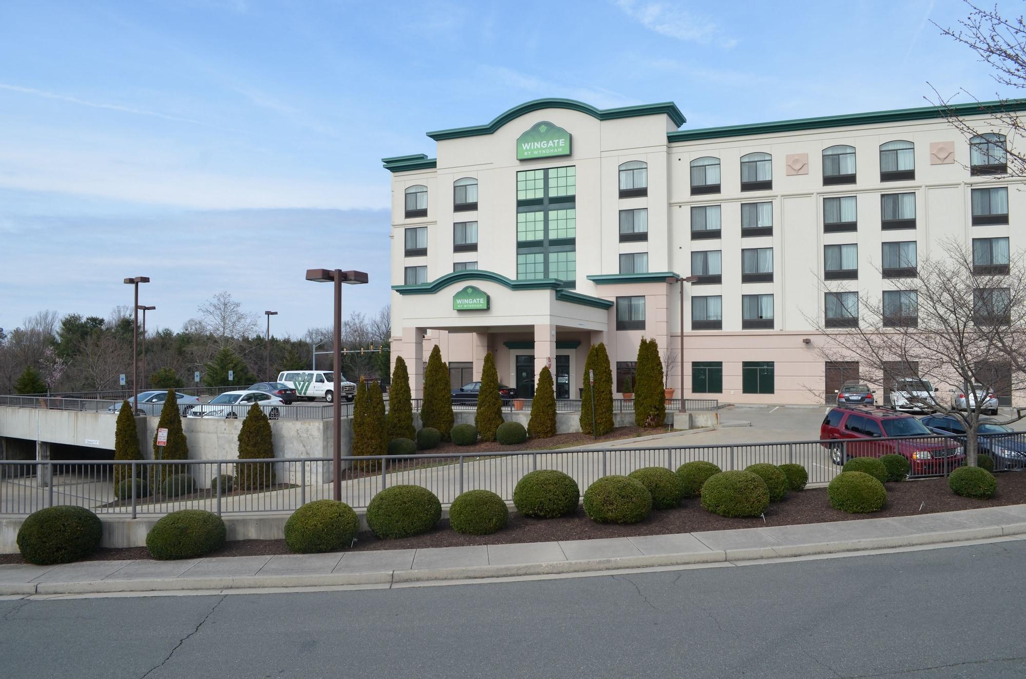 Vista Exterior Wingate by Wyndham Richmond Short Pump
