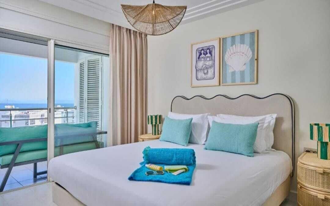 Varios Noreba Hospitality
