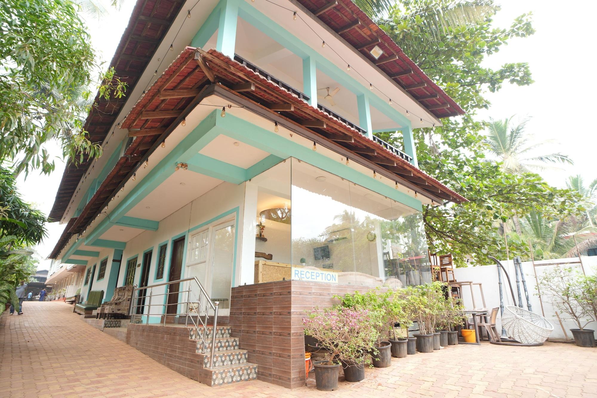 Vista Exterior Janet & Johns Beach Resort Since 1989