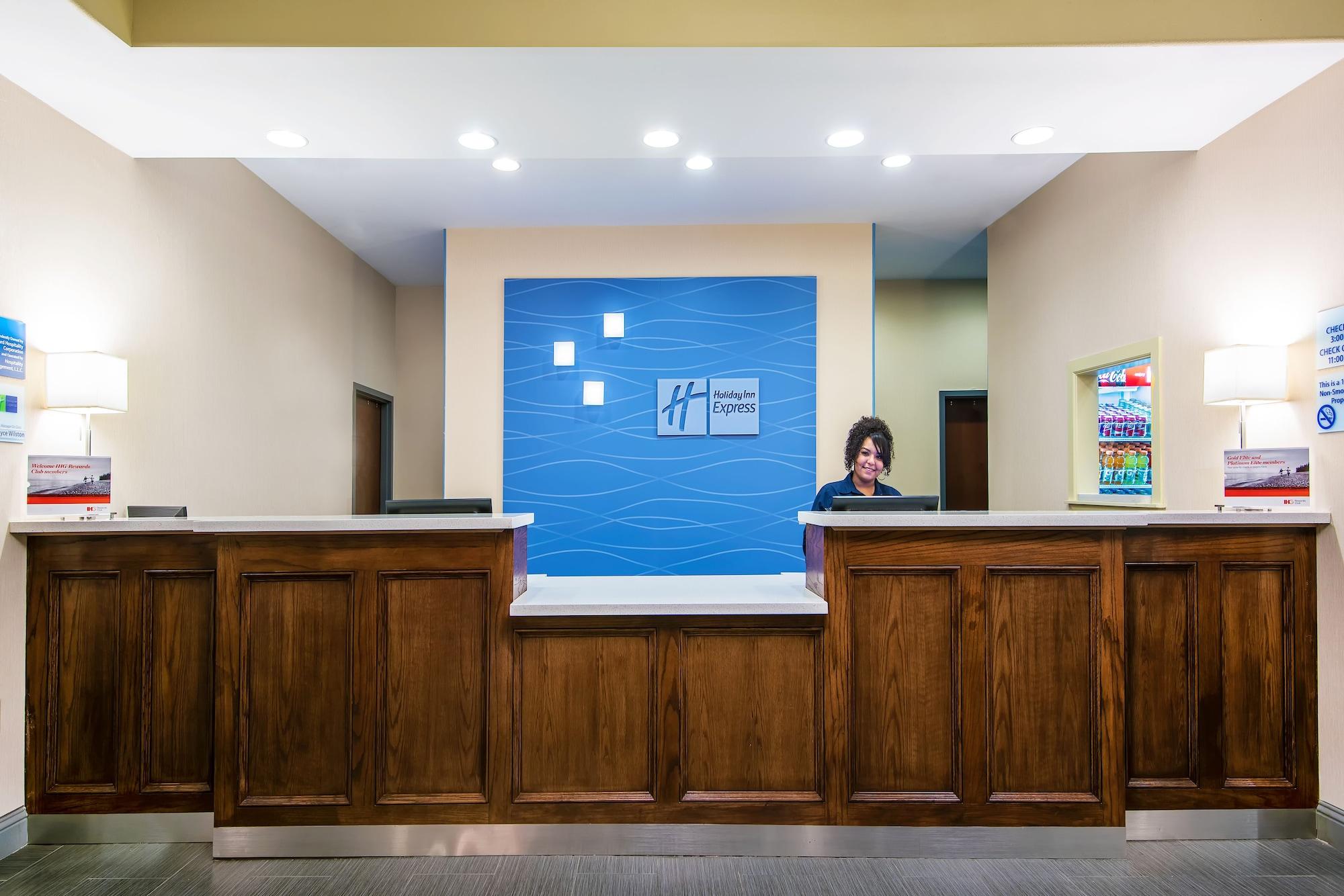 Vista Lobby Holiday Inn Express Hotel & Suites Monahans - I-20 by IHG