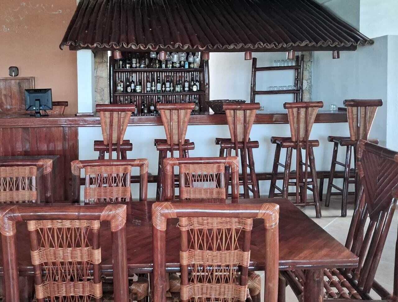 Bar/Salón Caney Taino