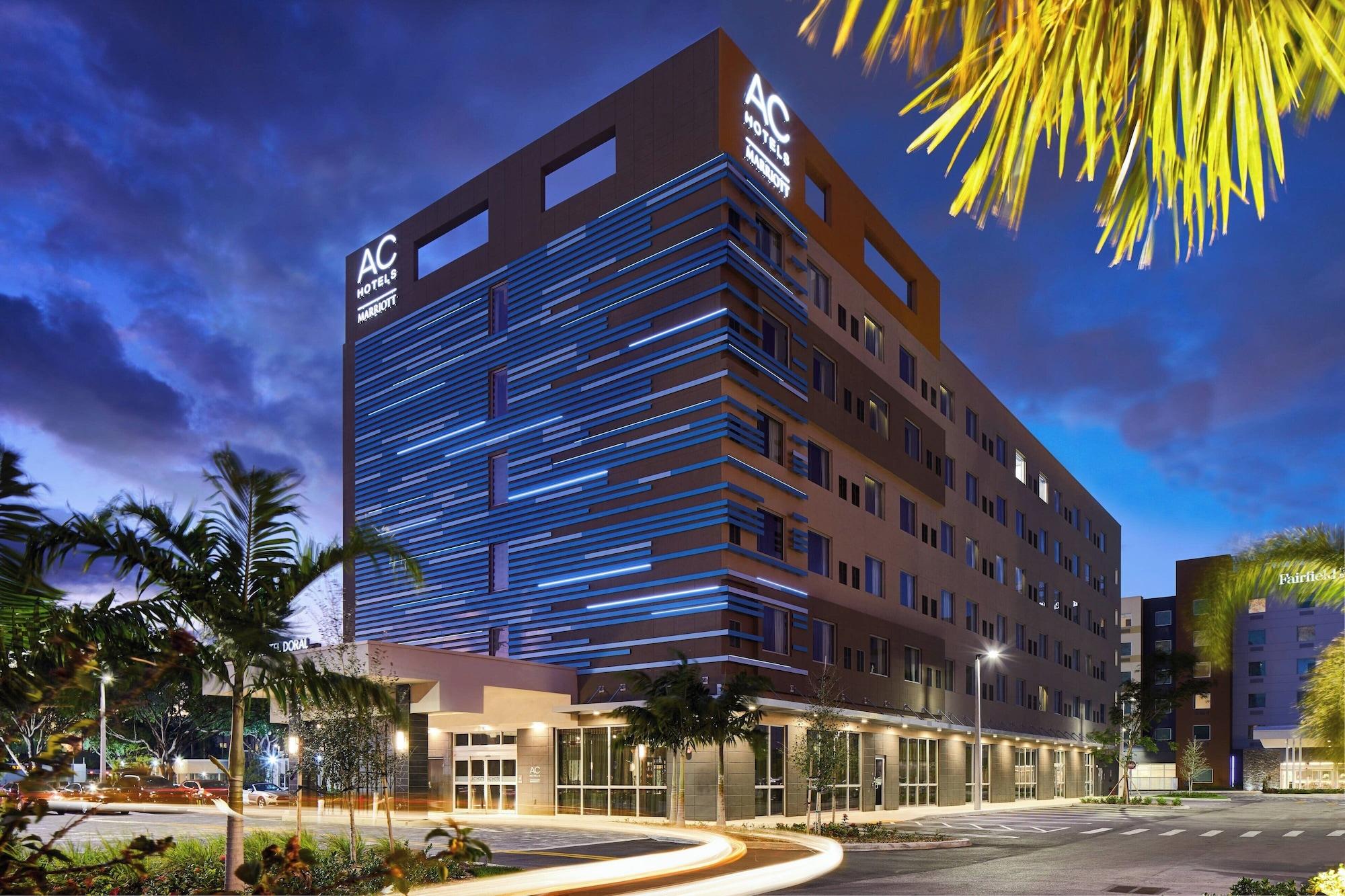 Vista Exterior AC Hotel by Marriott Miami Airport West/Doral